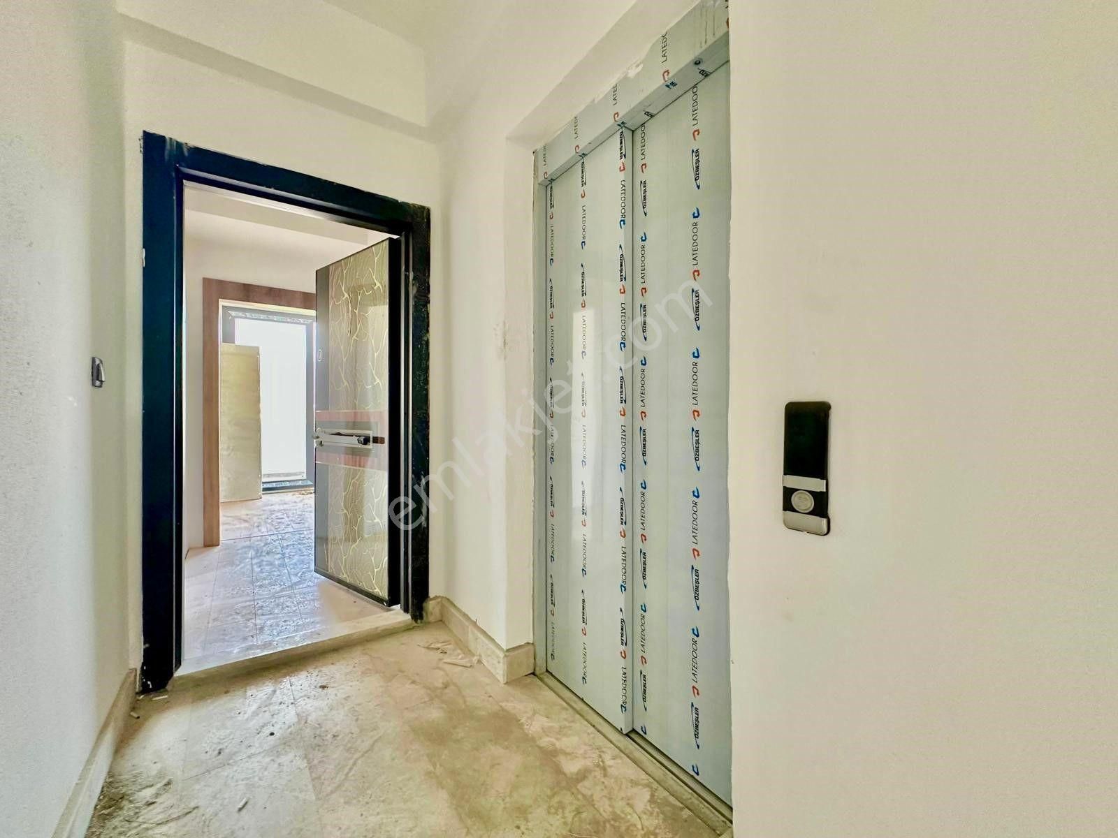 Yüksel'den Zeytinli'de Arkat Öncephe Ultra Lux Fırsat 1+1 Daire - Görsel 2