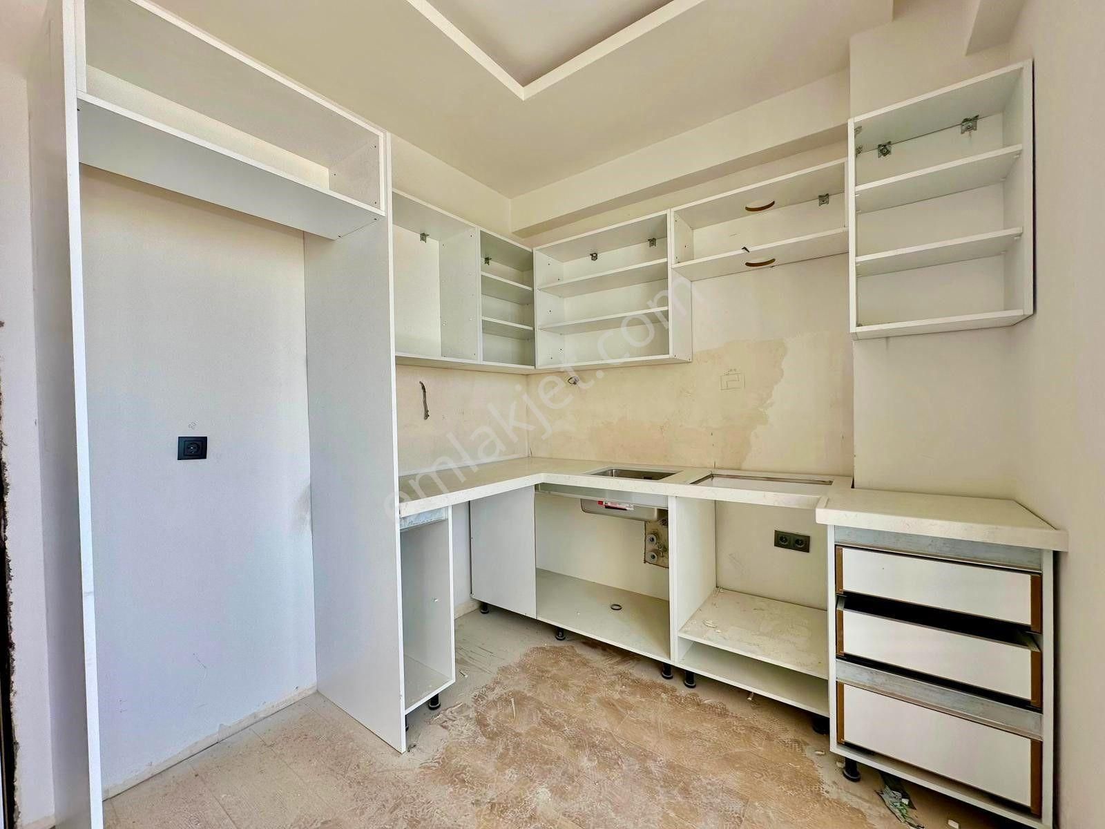 Yüksel'den Zeytinli'de Arkat Öncephe Ultra Lux Fırsat 1+1 Daire