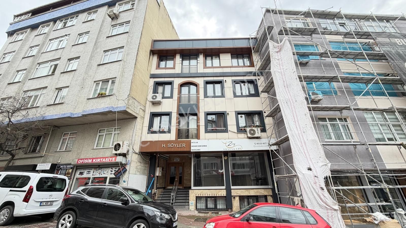 İlka'dan Aslangazi Caddesi'nde Birçok İş Koluna Uygun Dükkan