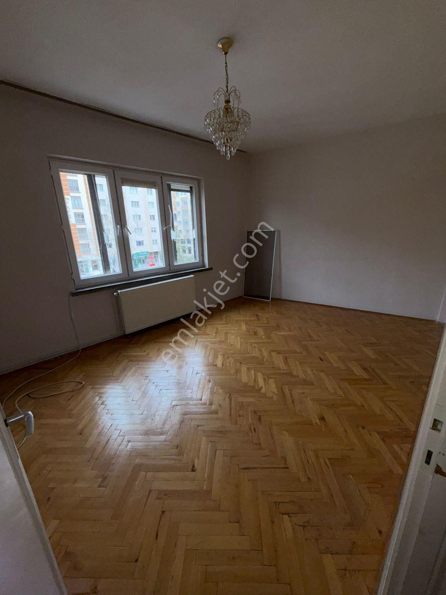 🏡 Atatürk Bulvarı Üzerinde Geniş 3+1 Kiralık Daire 🏡 - Görsel 26