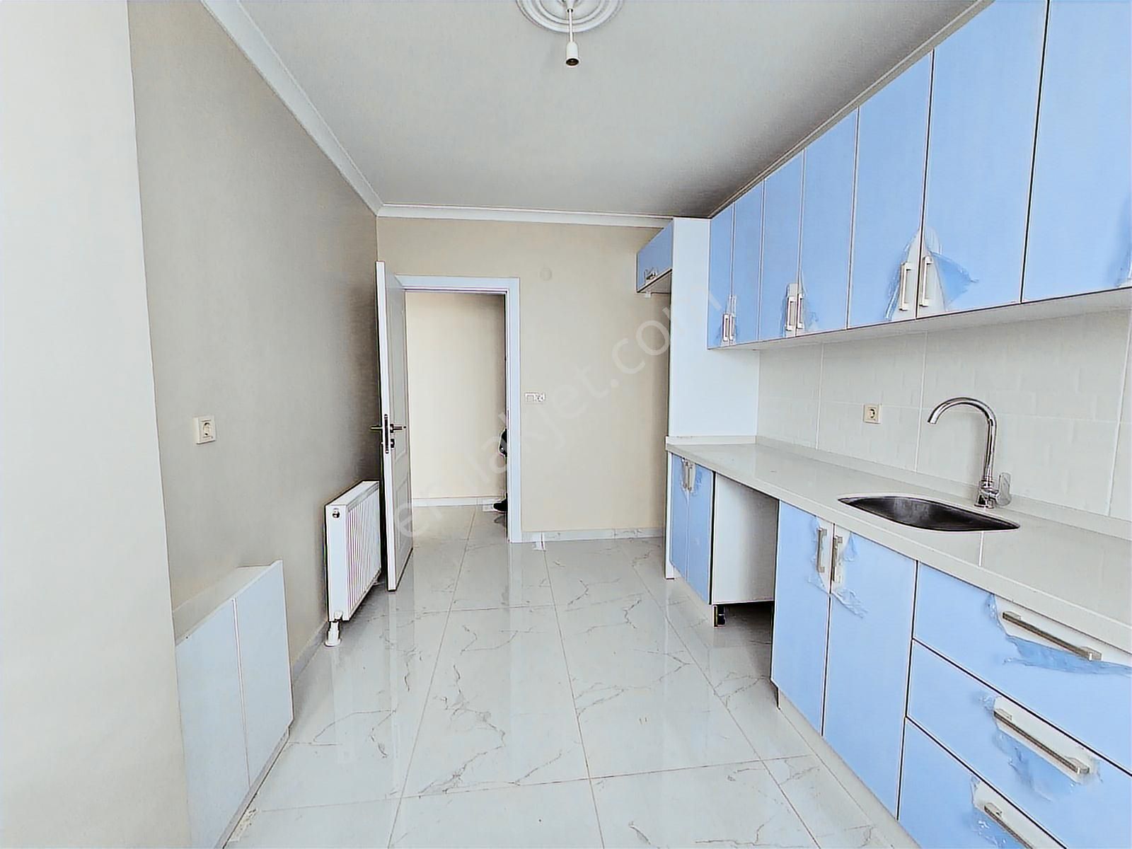 Sancaktepe Merkezi Metroya Yakın 3+1 Kiralık Daire - Görsel 17