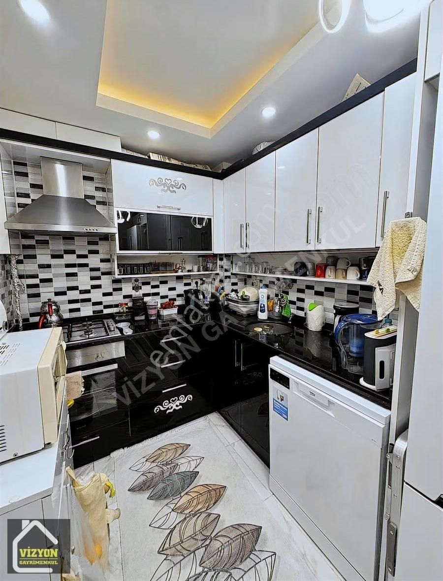 Esenyalı Merkezi Konumda İskanlı Otoparklı 2+1 Daire - Görsel 19