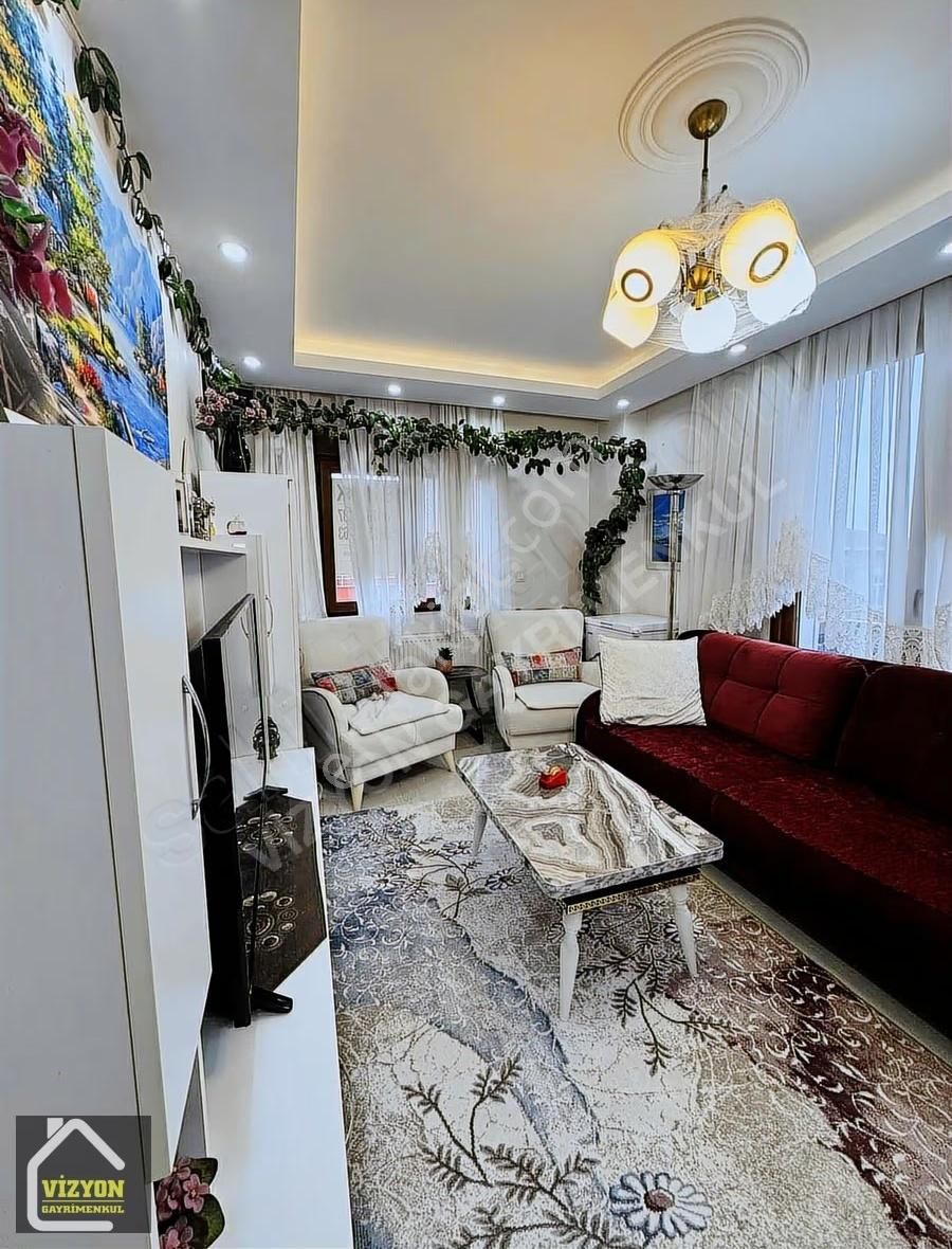 Esenyalı Merkezi Konumda İskanlı Otoparklı 2+1 Daire - Görsel 32