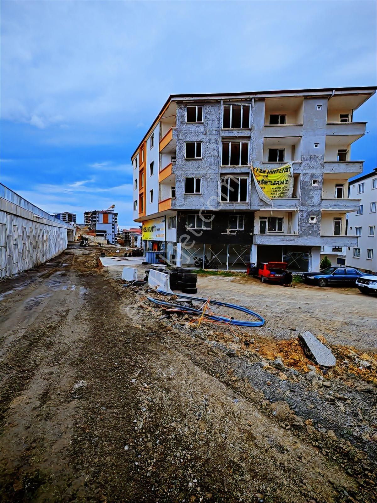 Yeni Atakum Devlet Hastanesi Kavşağında Satılık Dükkan - Görsel 14