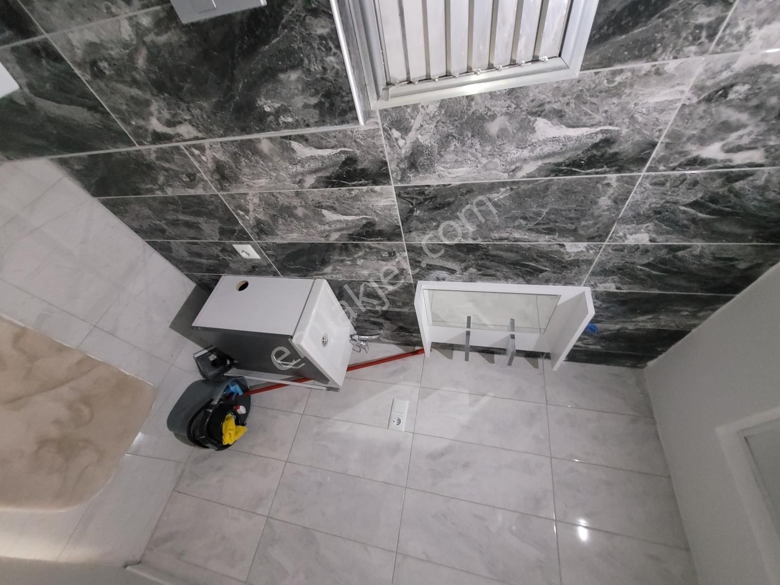 Mavi Atlastan Tramvaya, Sahile Yakın Satılık Eşyalı 1+1 Daire - Görsel 19