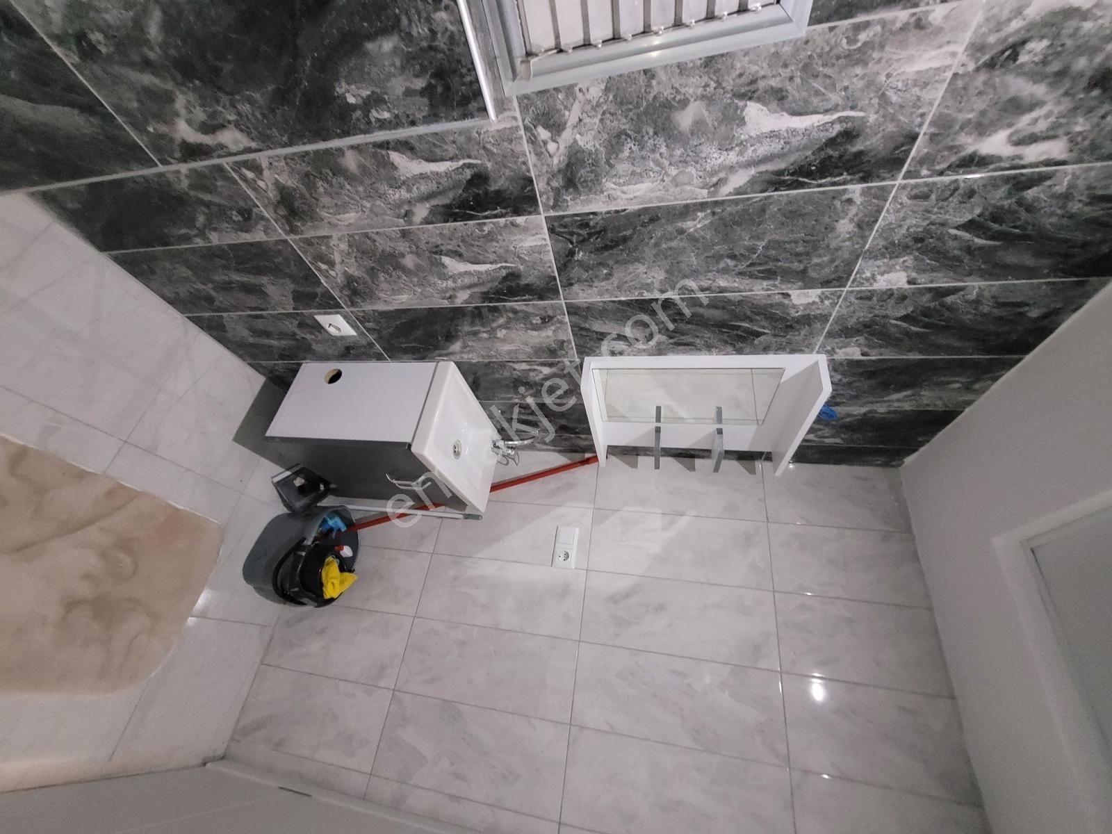 Mavi Atlastan Tramvaya, Sahile Yakın Satılık Eşyalı 1+1 Daire - Görsel 7