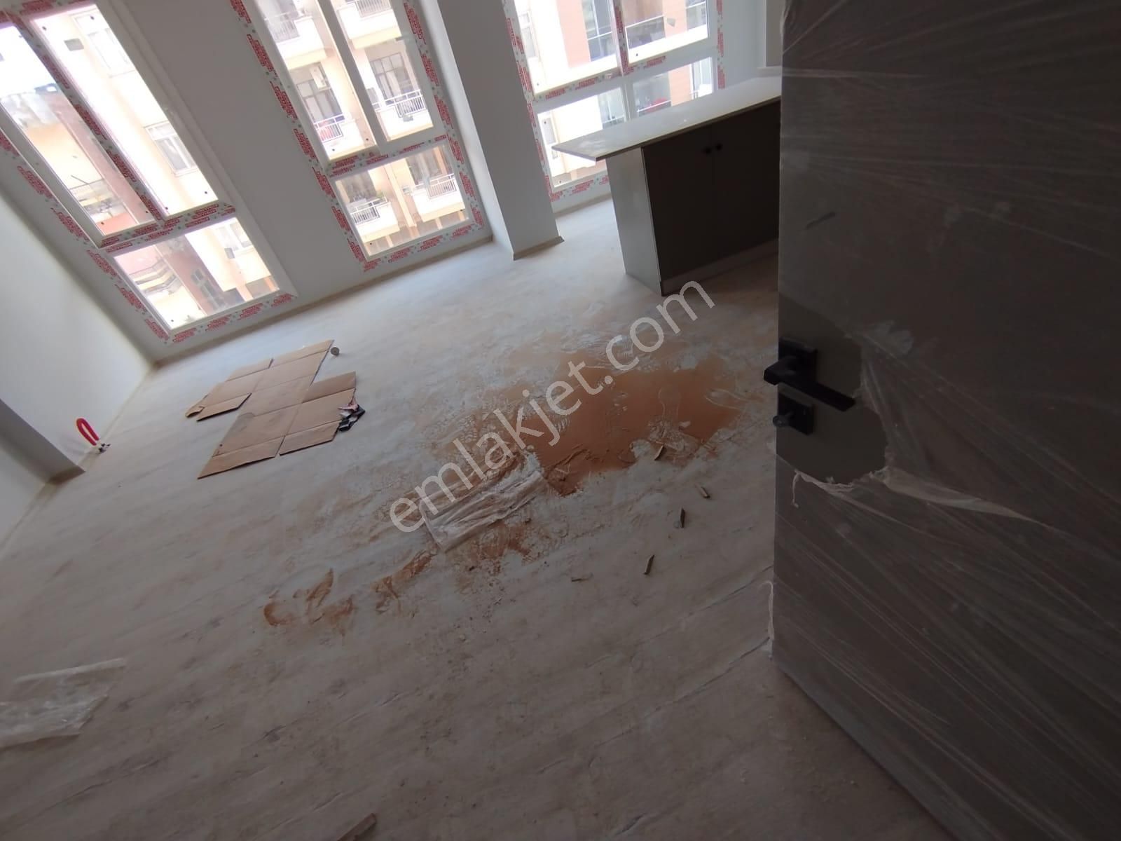 Erdemli Merkezde Sıfır 3+1 Daire - Görsel 16