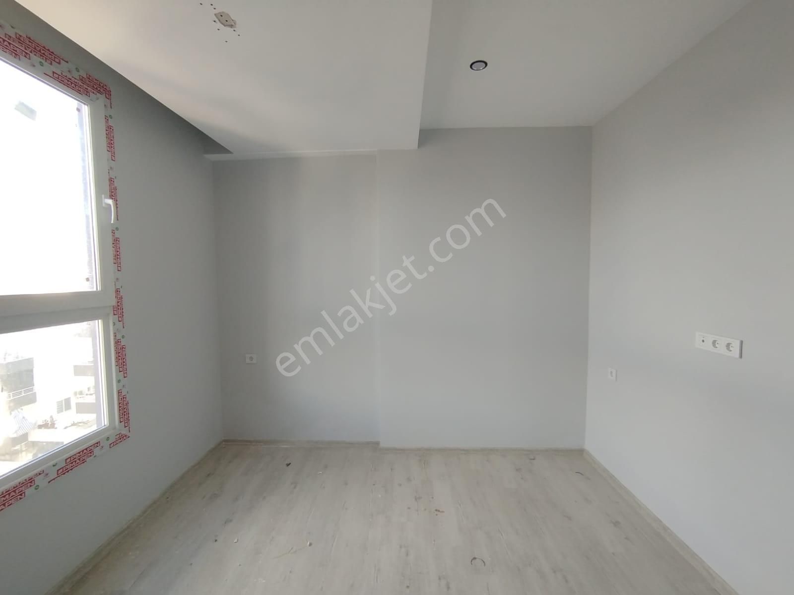 Erdemli Merkezde Sıfır 3+1 Daire - Görsel 17