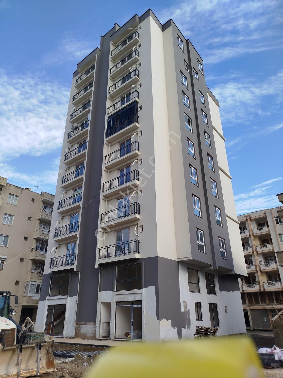 Erdemli Merkezde Sıfır 3+1 Daire