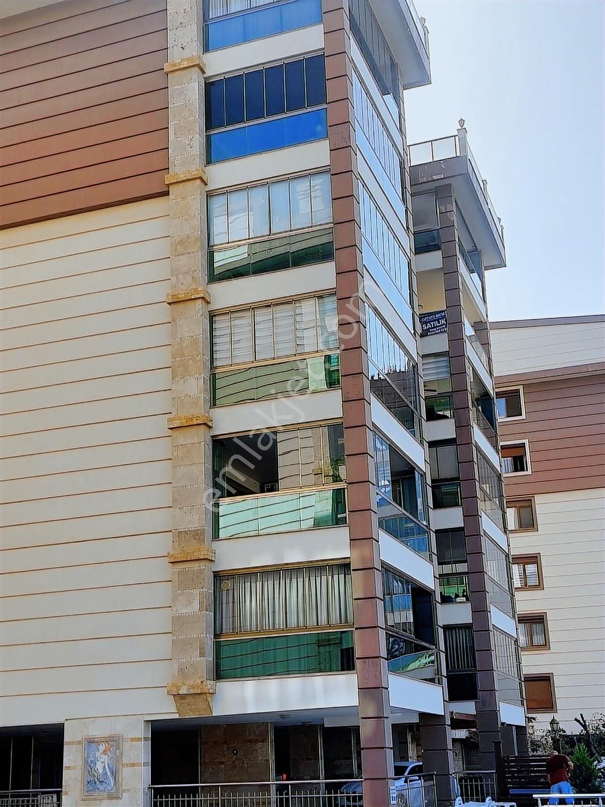 Ful Deniz Manzaralı Ve Doğalgazlı Geniş 3+1 Daire - Görsel 8