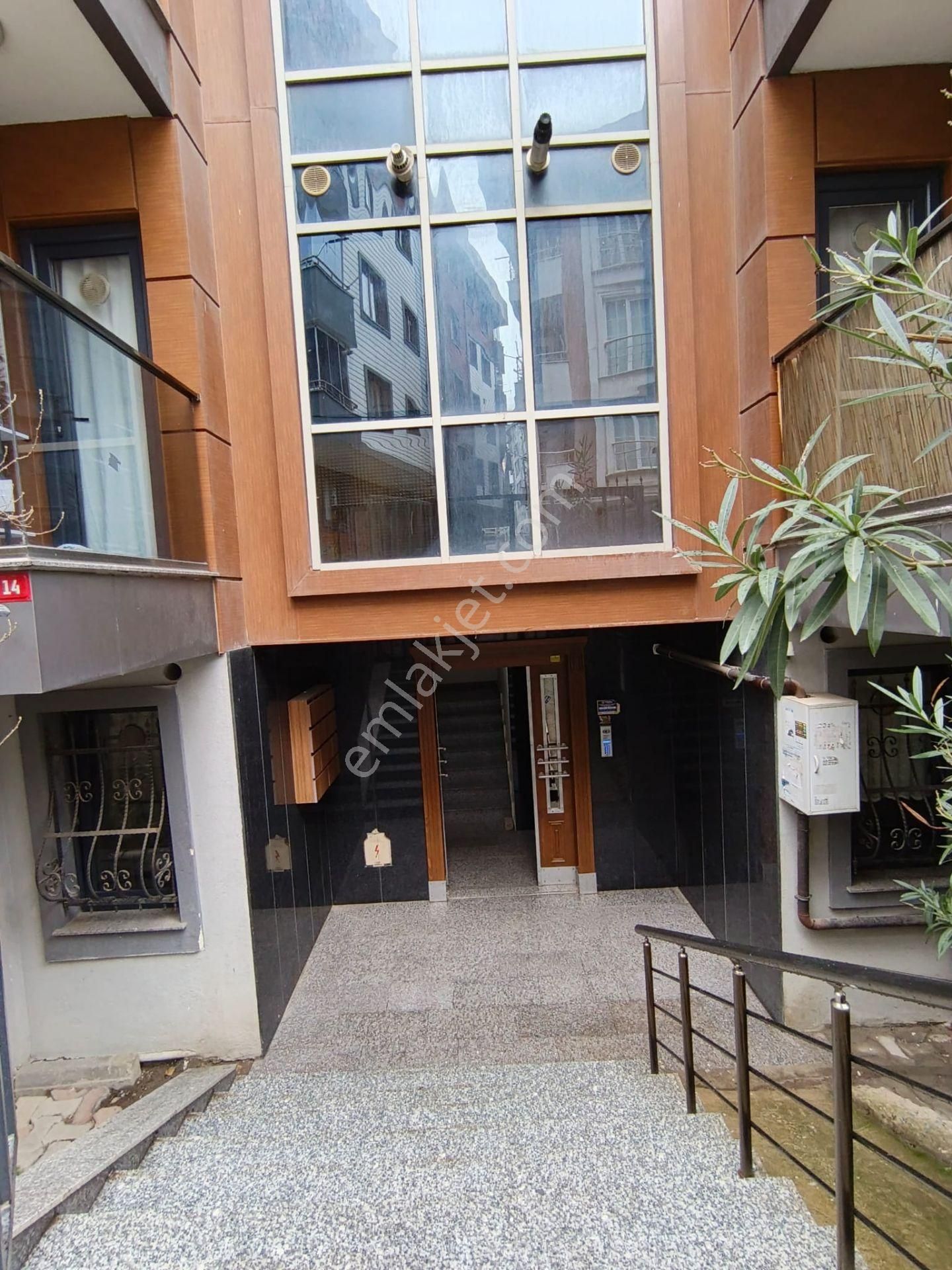 Çekmeköy Cumhuriyet Mh Kiralık Lüks 2+1 85m² Açık Otoparklı Arakat Daire - Görsel 4