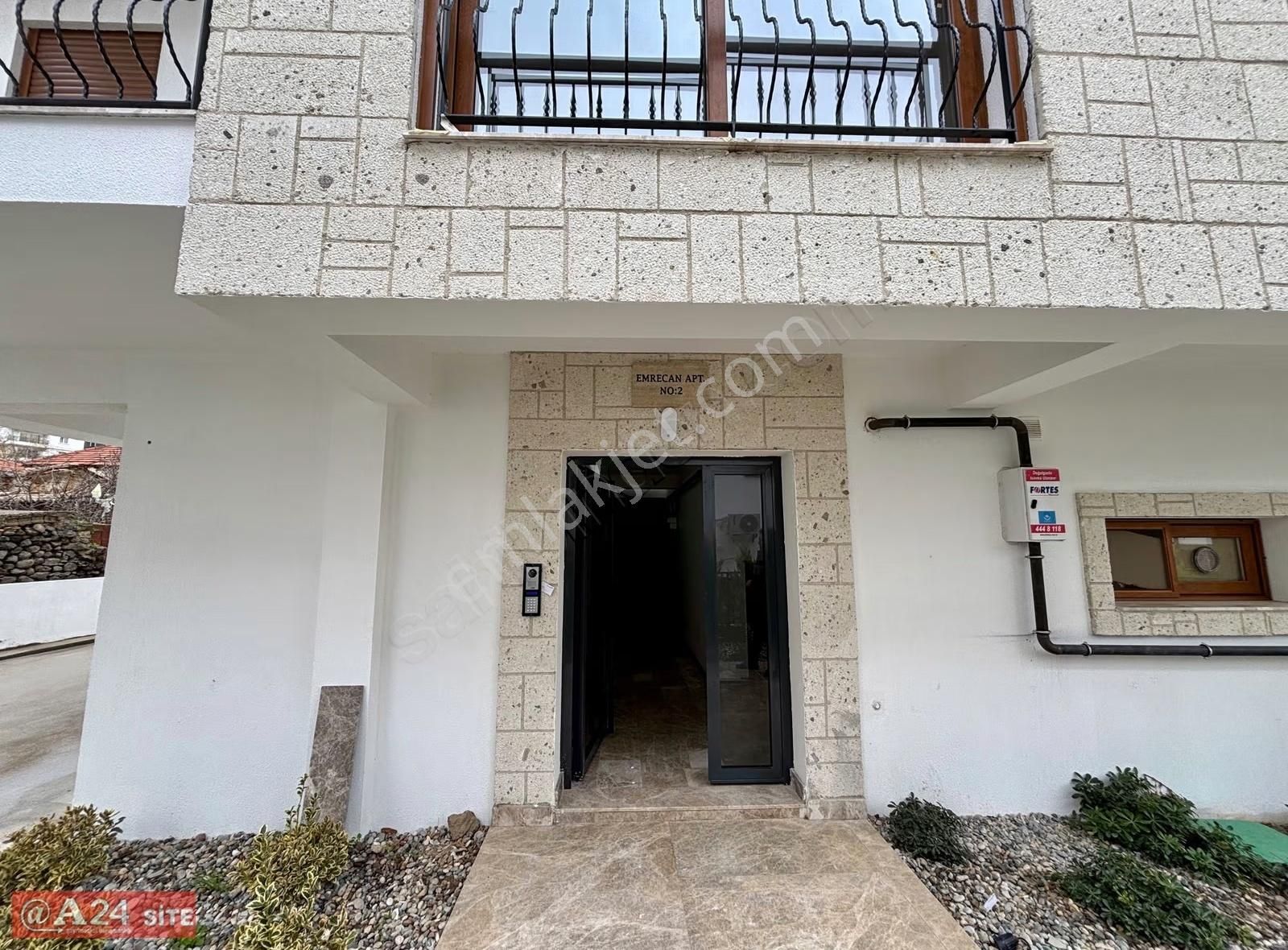 Güzelbahçe Yelkide Hem Yatırımlık Hem Oturumluk Geniş 1+1 Daire - Görsel 14