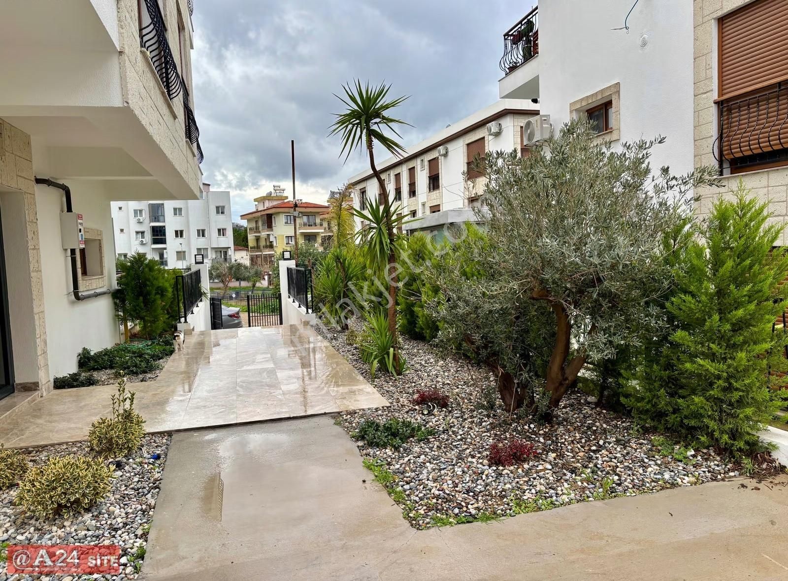 Güzelbahçe Yelkide Hem Yatırımlık Hem Oturumluk Geniş 1+1 Daire - Görsel 26