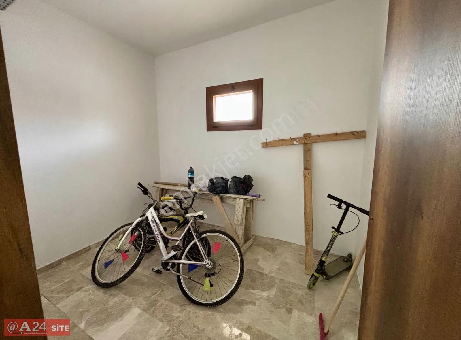 Güzelbahçe Yelkide Hem Yatırımlık Hem Oturumluk Geniş 1+1 Daire - Görsel 8