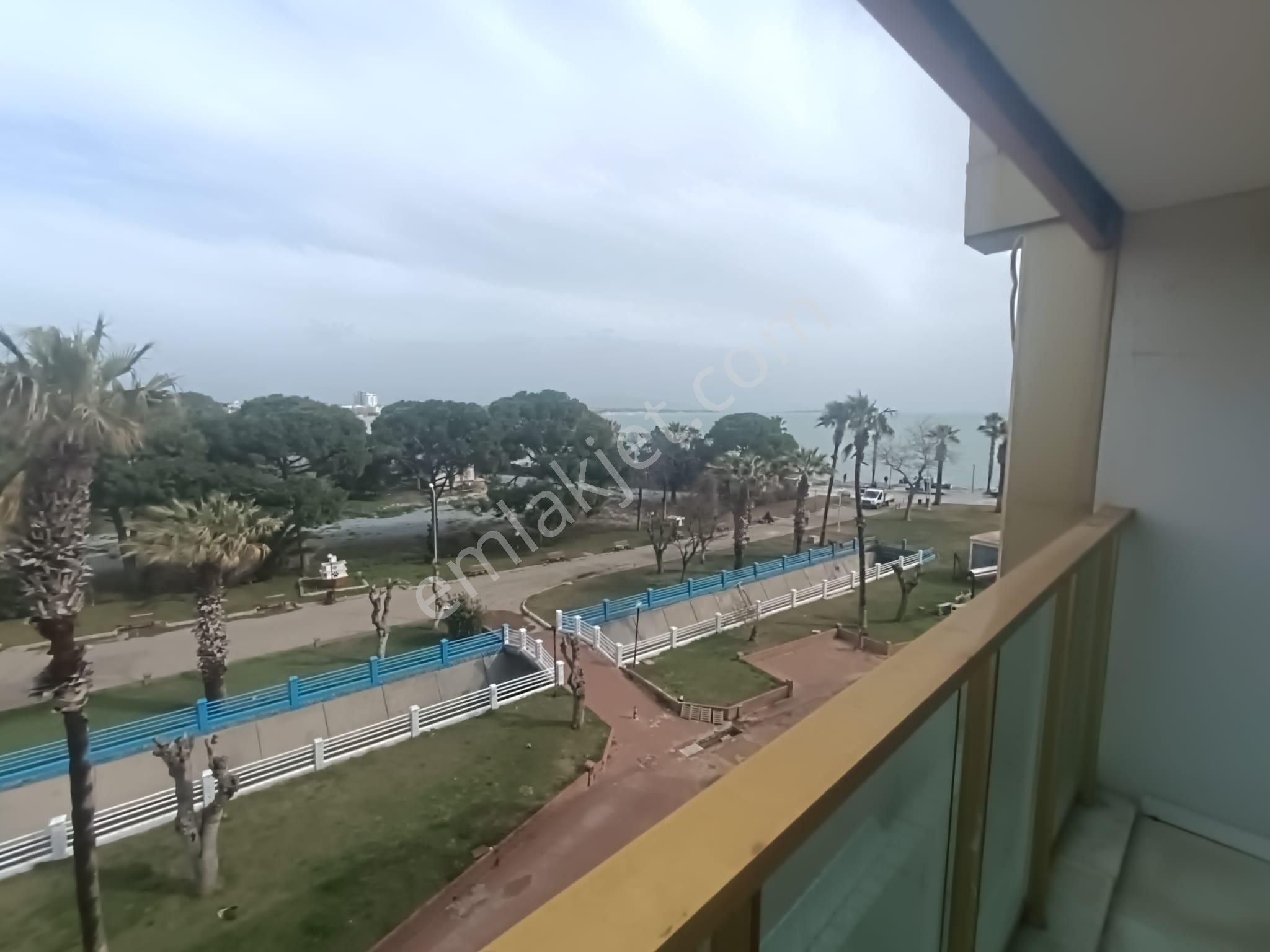 Altınkum Sahilde Denize 50m | 145m² Deniz Manzaralı 3+1 Dubleks