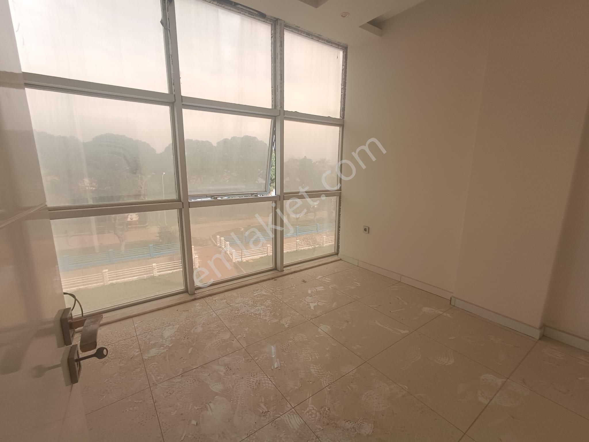 Altınkum Sahilde Denize 50m | 145m² Deniz Manzaralı 3+1 Dubleks - Görsel 17