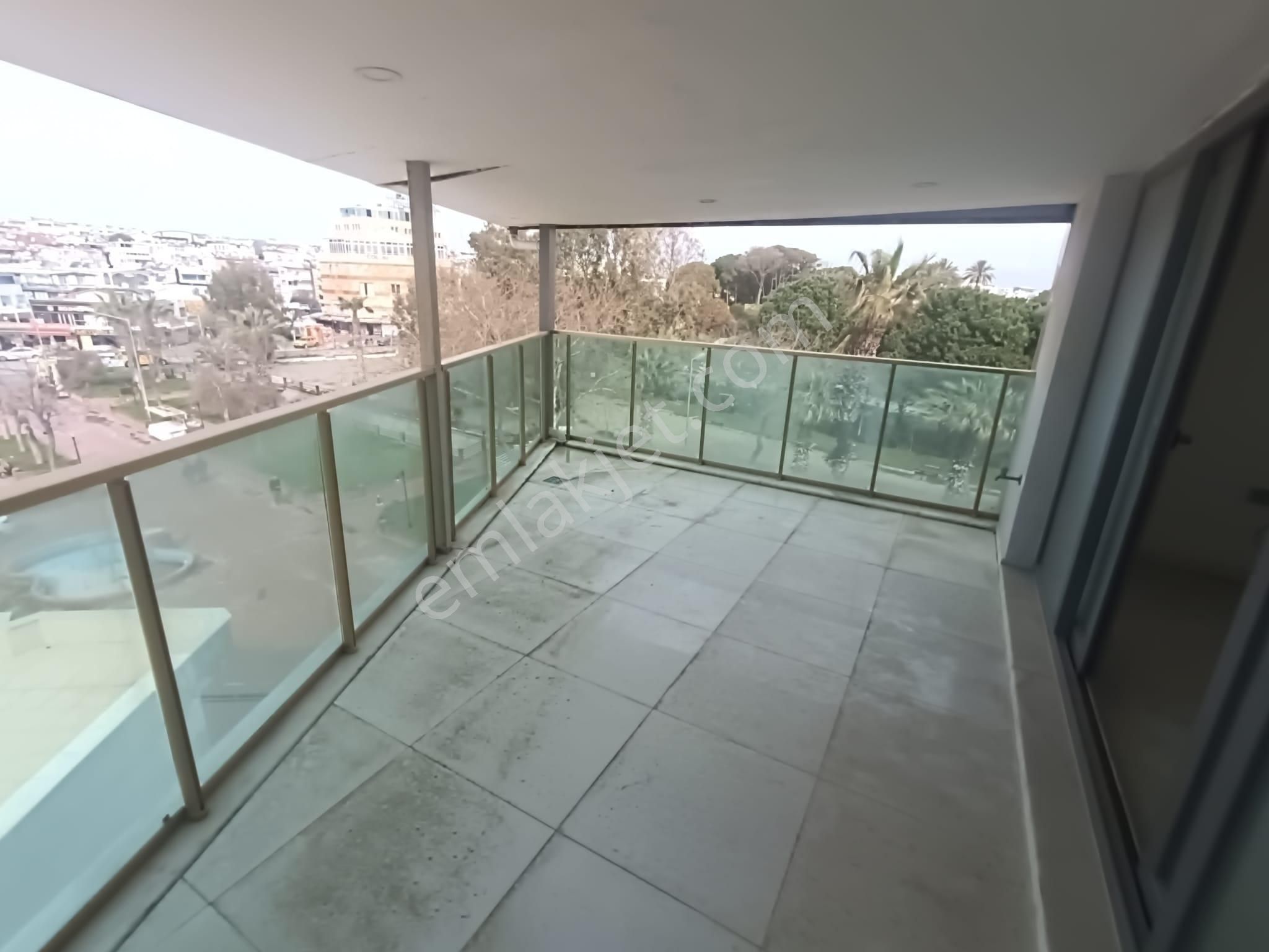 Altınkum Sahilde Denize 50m | 145m² Deniz Manzaralı 3+1 Dubleks - Görsel 7