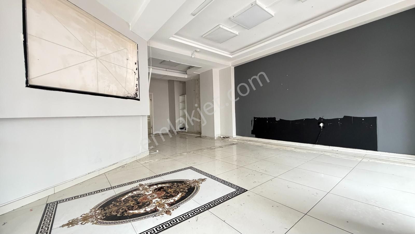 İlka'dan Aslangazi Caddesi'nde Birçok İş Koluna Uygun Dükkan - Görsel 9