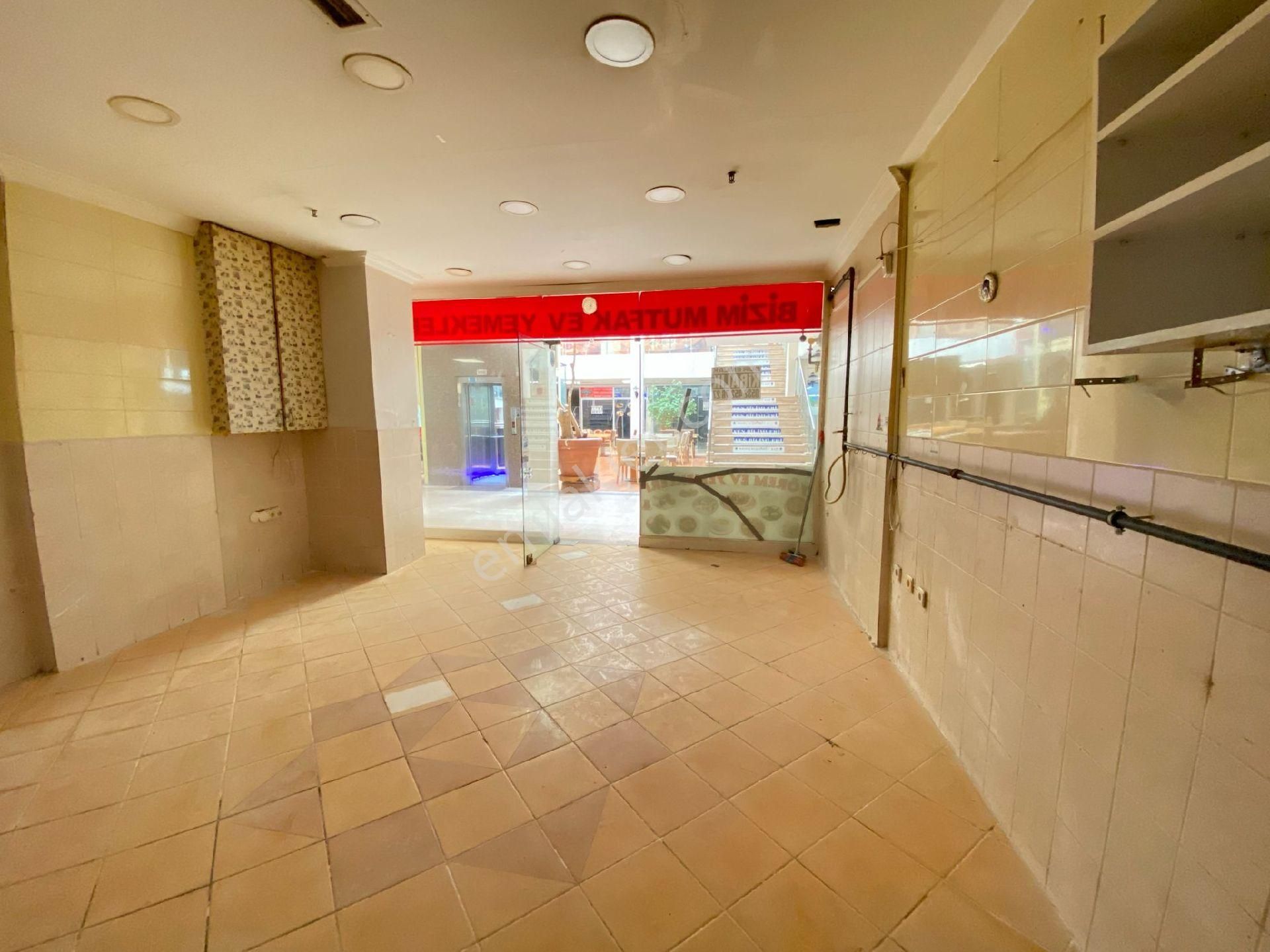 Beylikdüzü Merkezde 36 M2 Dükkan Kiralık - Görsel 4