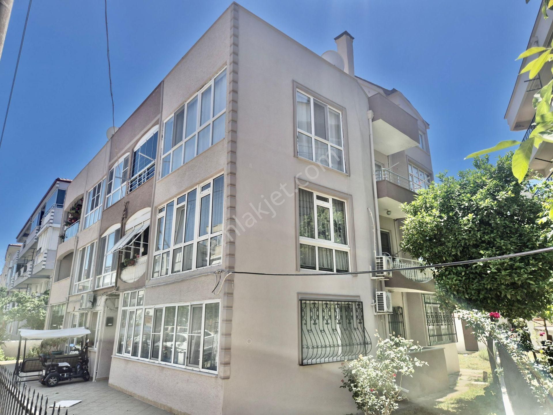 ▓tek Yetkili Karabuluttan▓akçay'da Denize 250mt Teraslı 3+1 Satılık Daire - Görsel 2