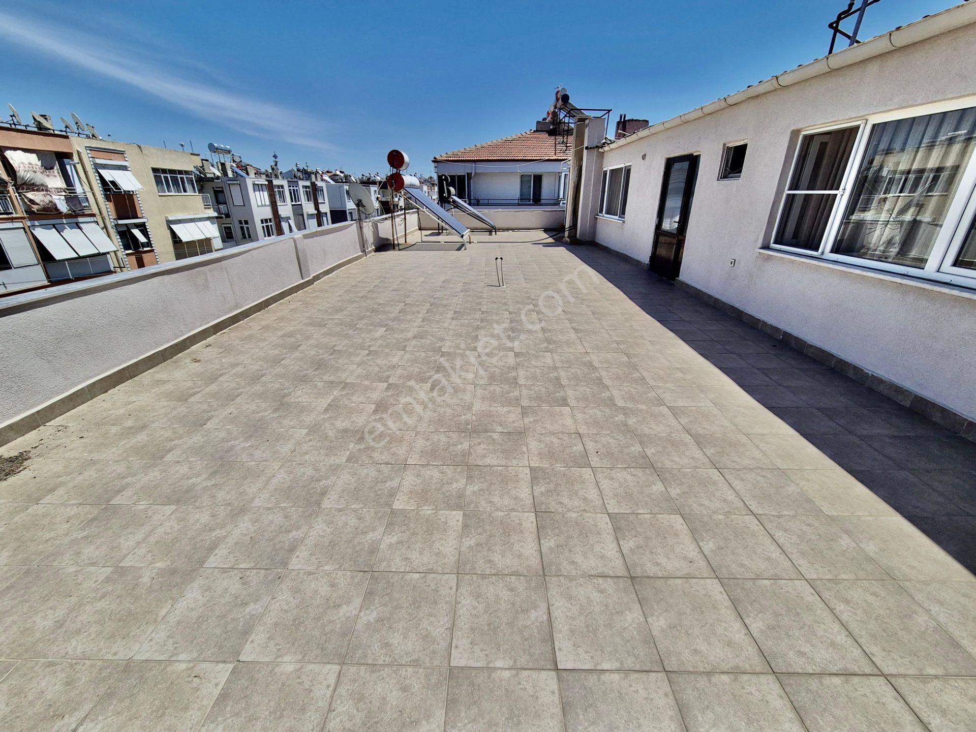 ▓tek Yetkili Karabuluttan▓akçay'da Denize 250mt Teraslı 3+1 Satılık Daire - Görsel 4