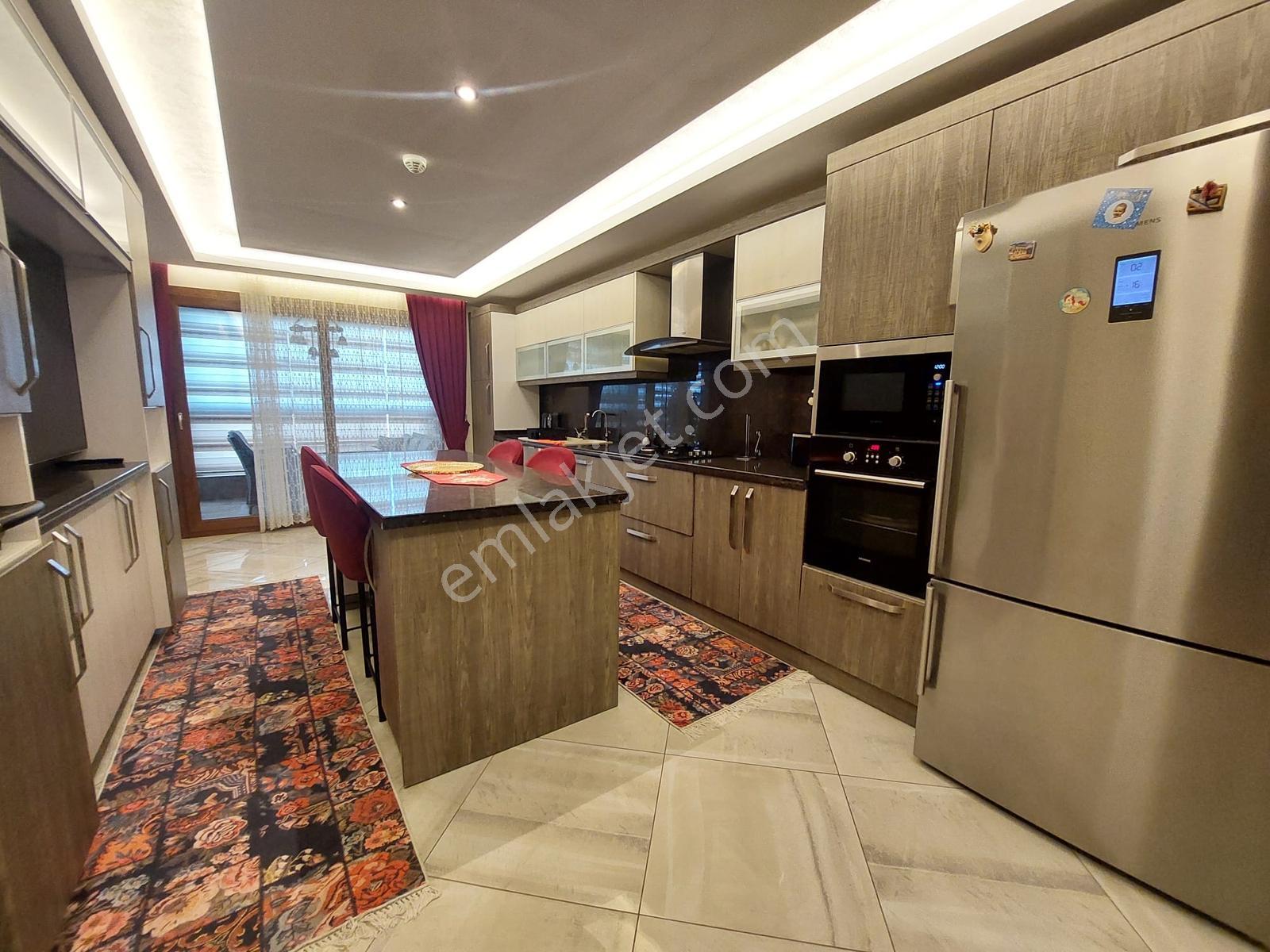 Ful Eşyalı Kısmi Deniz Manzaralı Ege Mah Lüx Rezidans 3+1 Daire - Görsel 19