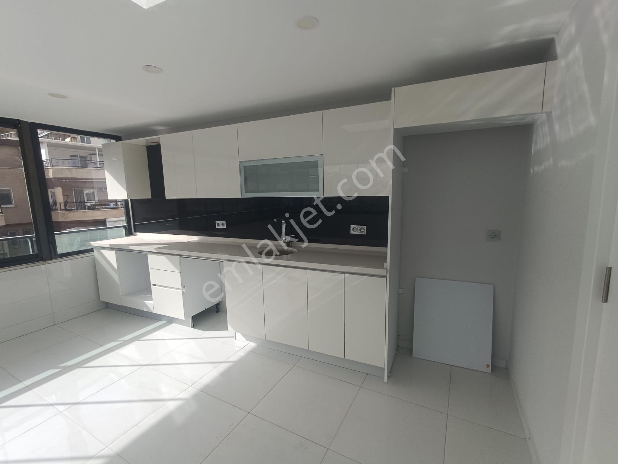 Yeni Mahalle’de Satılık 175m² 4+1 Dubleks | Kapalı Teraslı & Modern