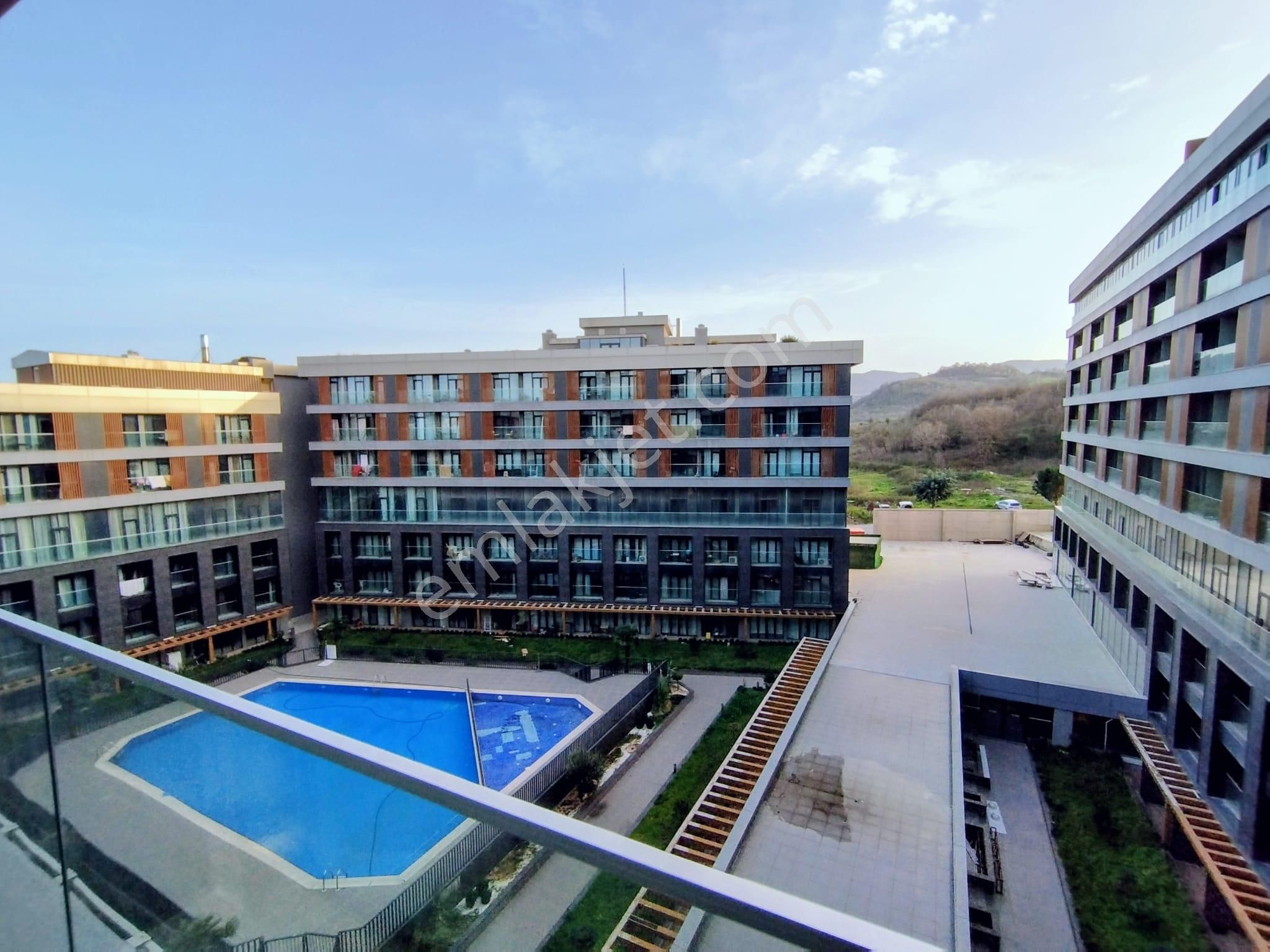 Turyap'tan; Semt77 Begonya Sitesinde, Eşyalı, 1+0 Lux Daire