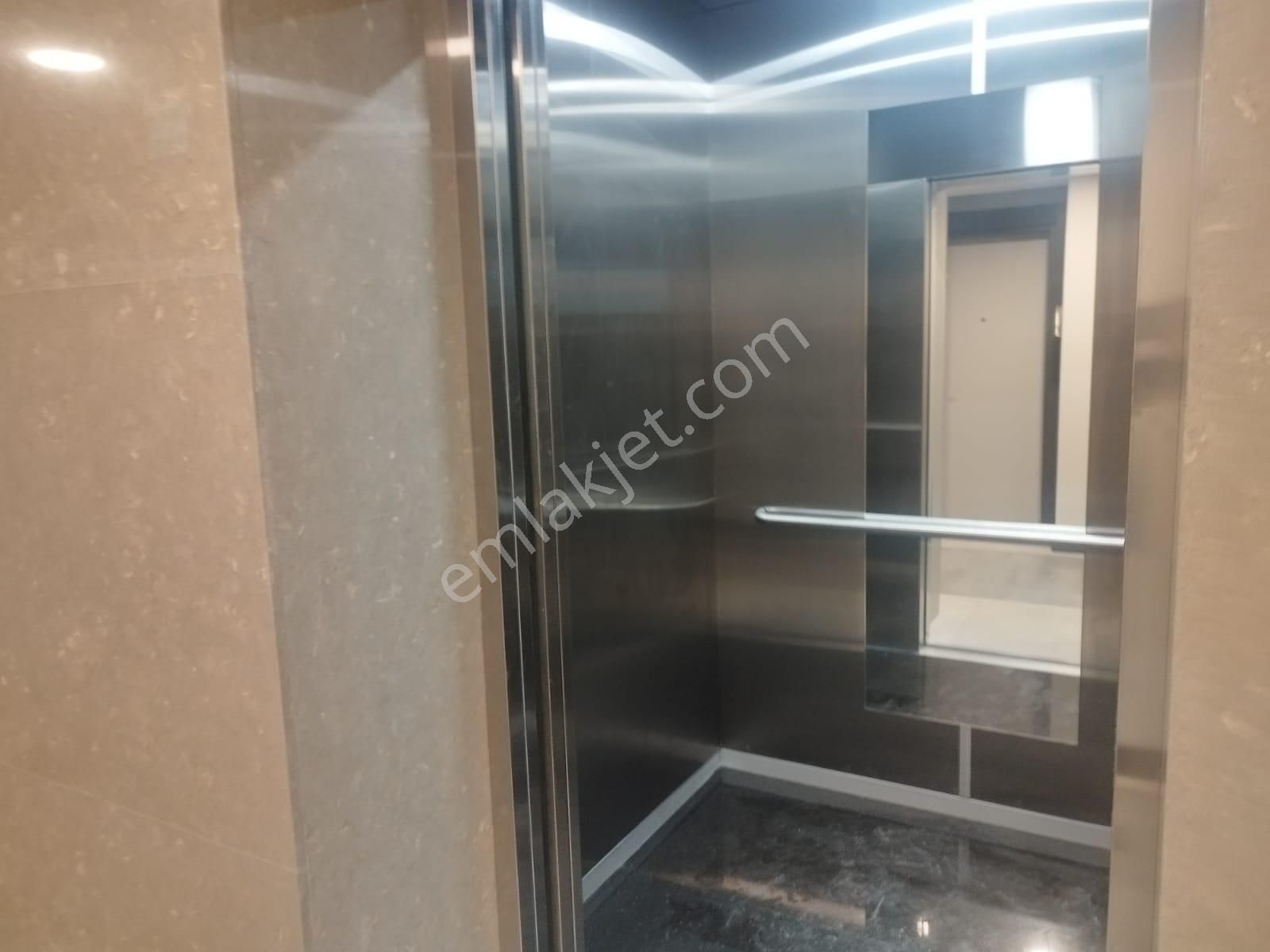 Turyap'tan; Semt77 Begonya Sitesinde, Eşyalı, 1+0 Lux Daire - Görsel 13