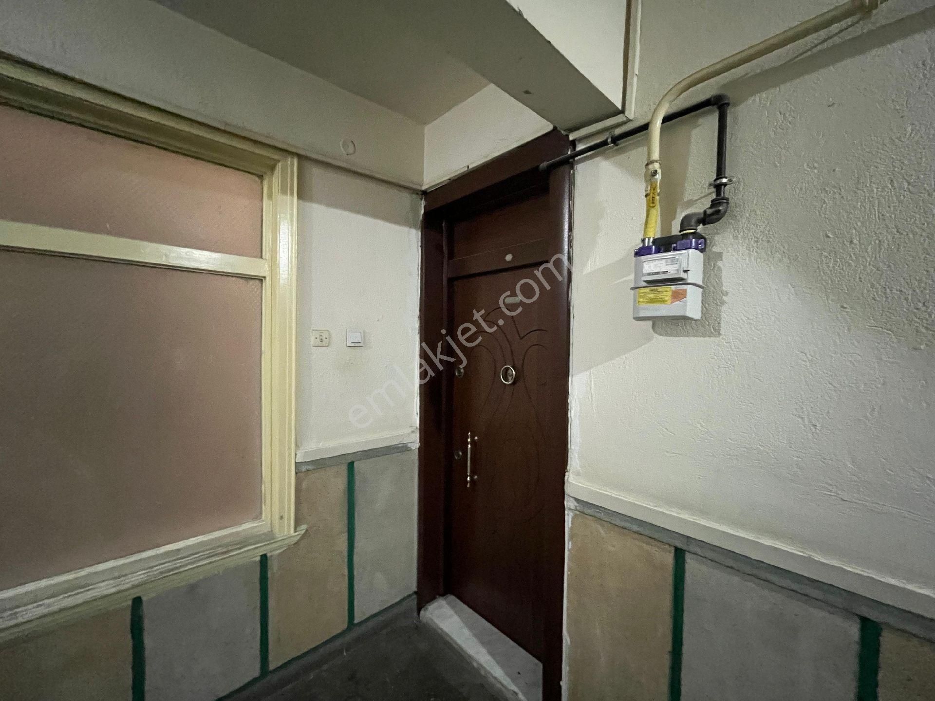 İl Jandarma Kapı Önünde - Görsel 11