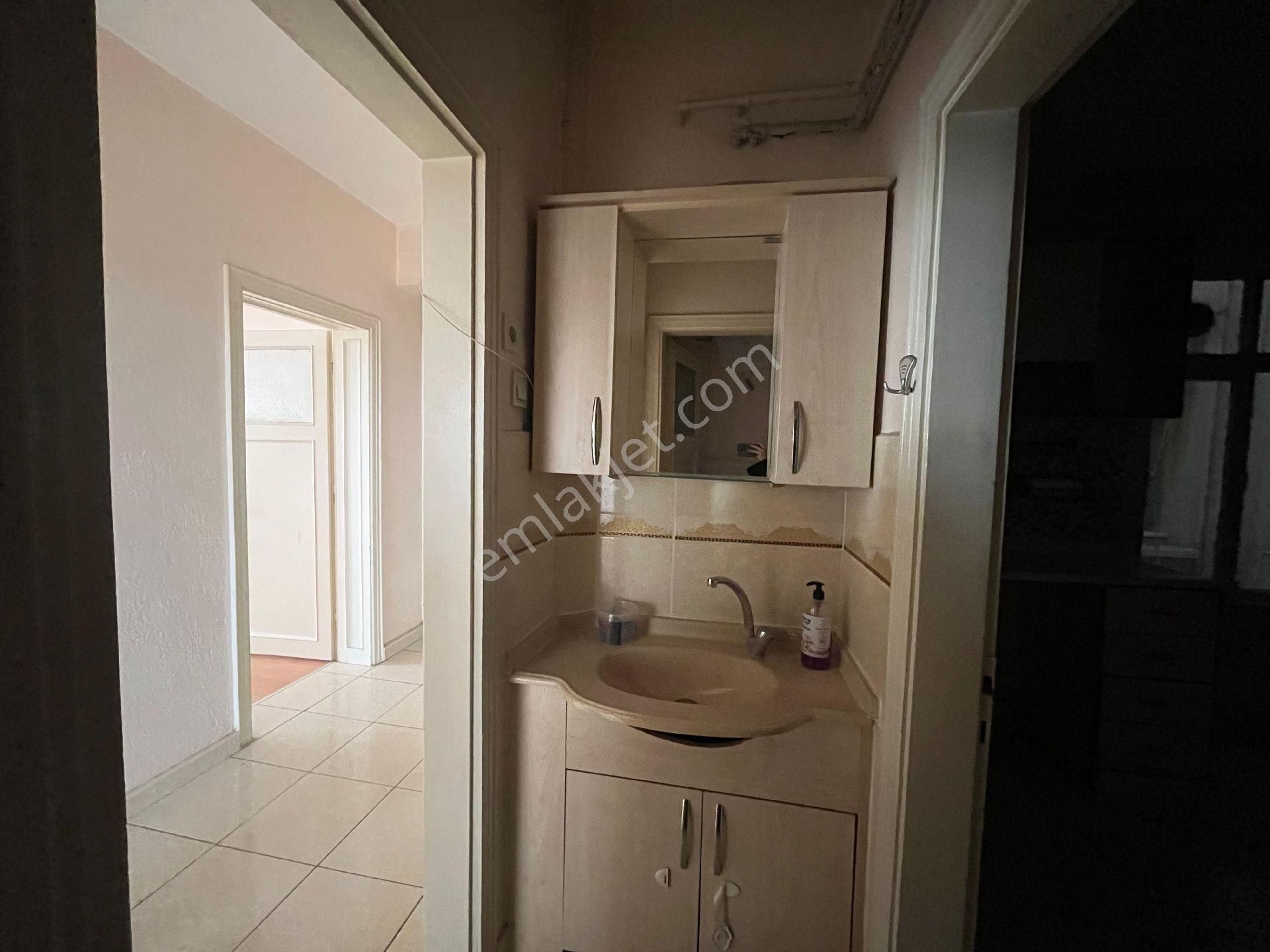 İl Jandarma Kapı Önünde - Görsel 15