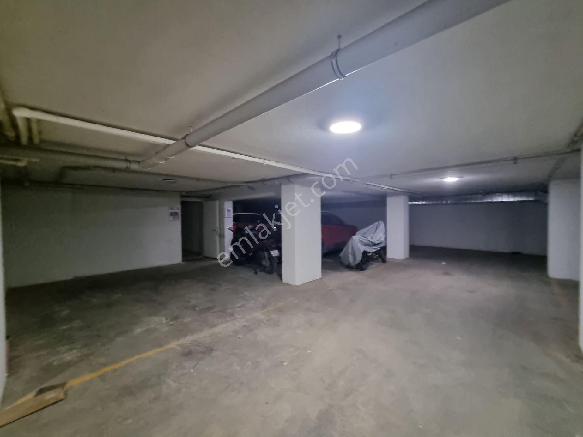 Bostancı Lunapark Yakını, Minibüse 2. Bina, 2+1 Net 60m2 - Görsel 29