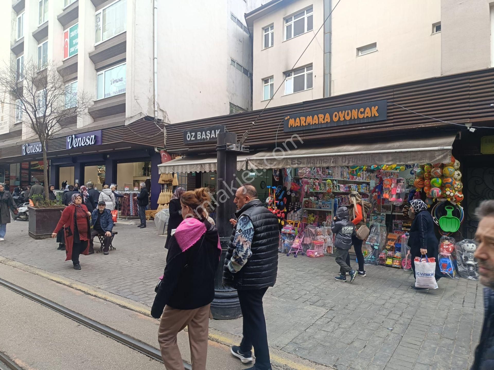 Bursa'nın Merkezi Cumhuriyet Caddesinde Satılık Prestijli Dükkan - Görsel 7