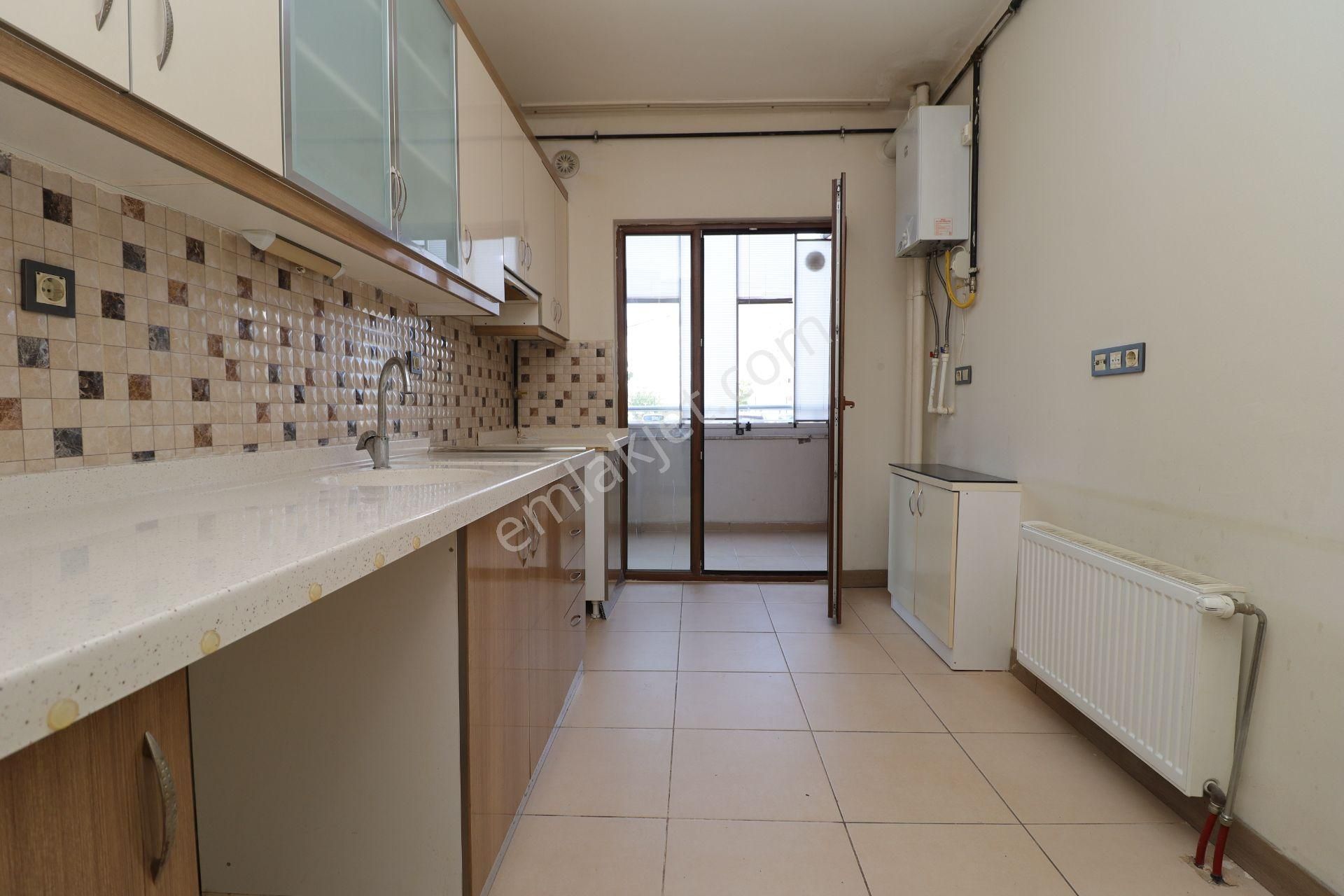 Saraycık Toki 1.bölgede Y/g Ön Cephe Kapalı Balkon 2+1 Kiralık - Görsel 3