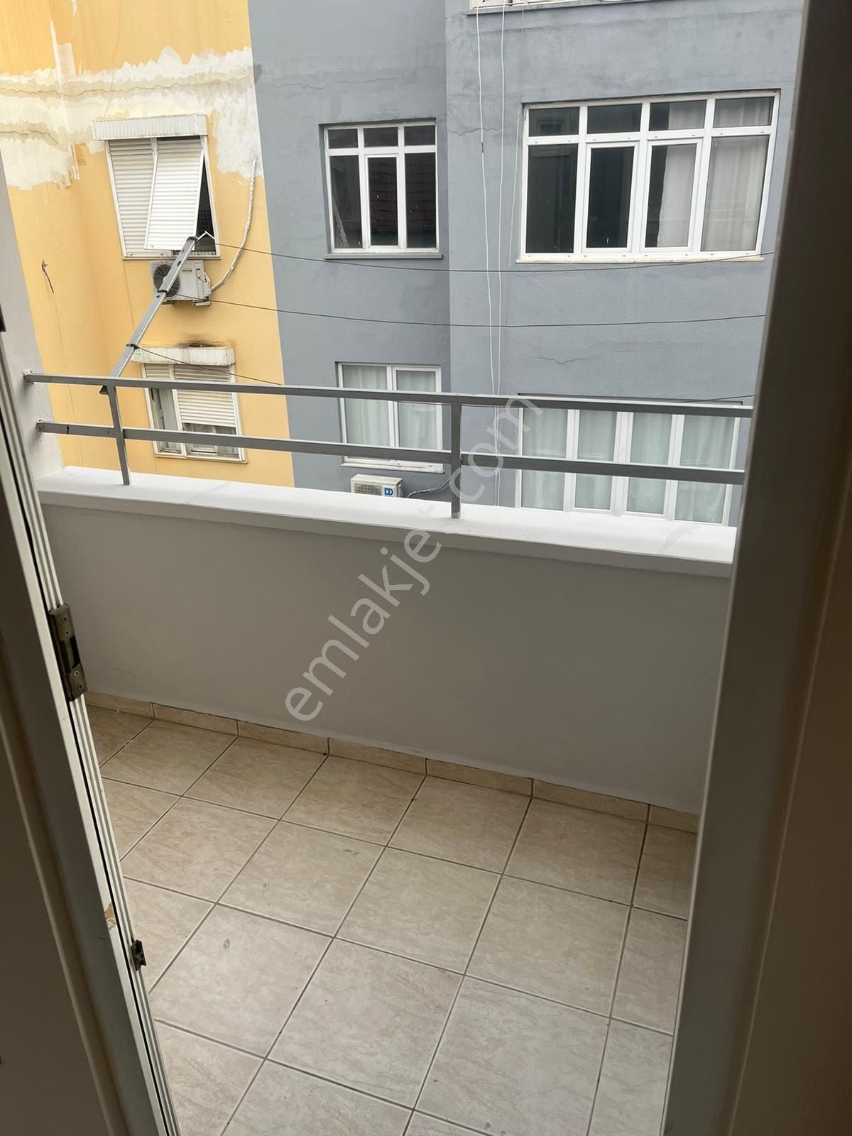 Alanya Çıplaklıda Ayrı Mutfak 2+1 Kiralık Daire - Görsel 12