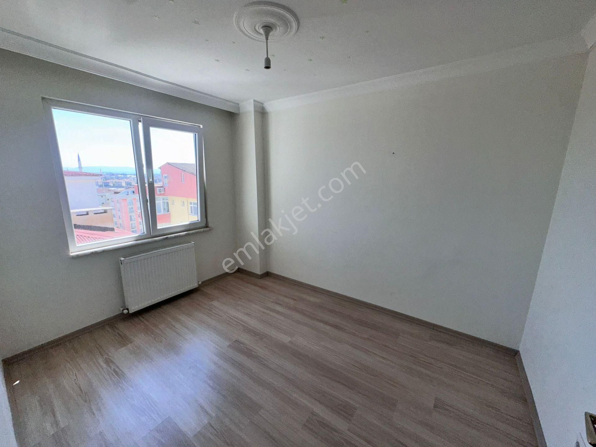 Akçadağ Gayrimenkul'den Manzaralı Lüks Daire - Görsel 3