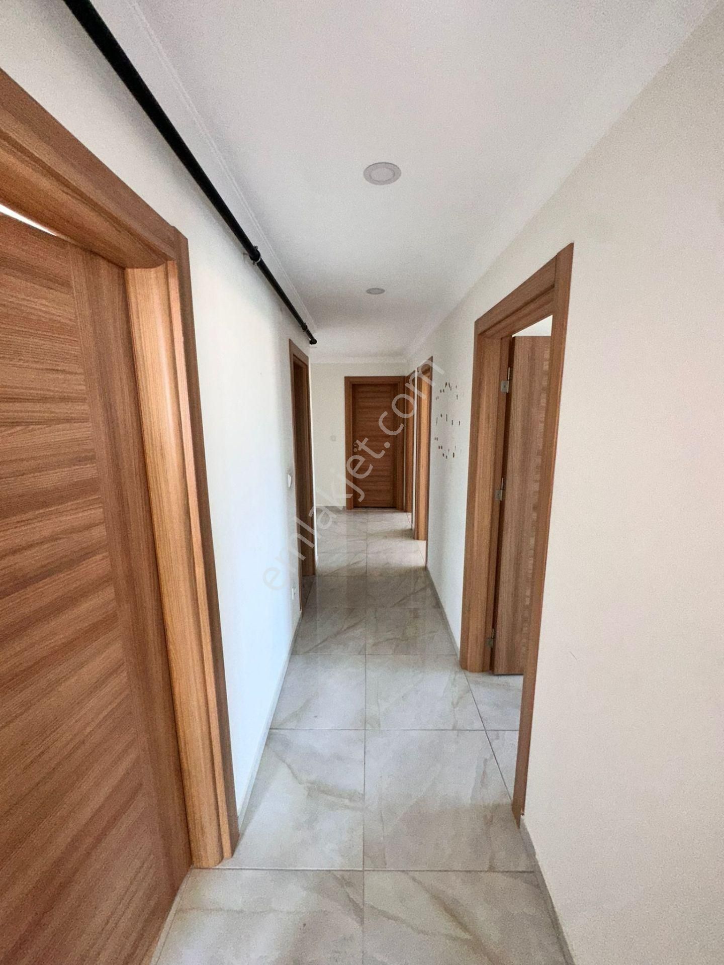 Akçadağ Gayrimenkul'den Manzaralı Lüks Daire - Görsel 2