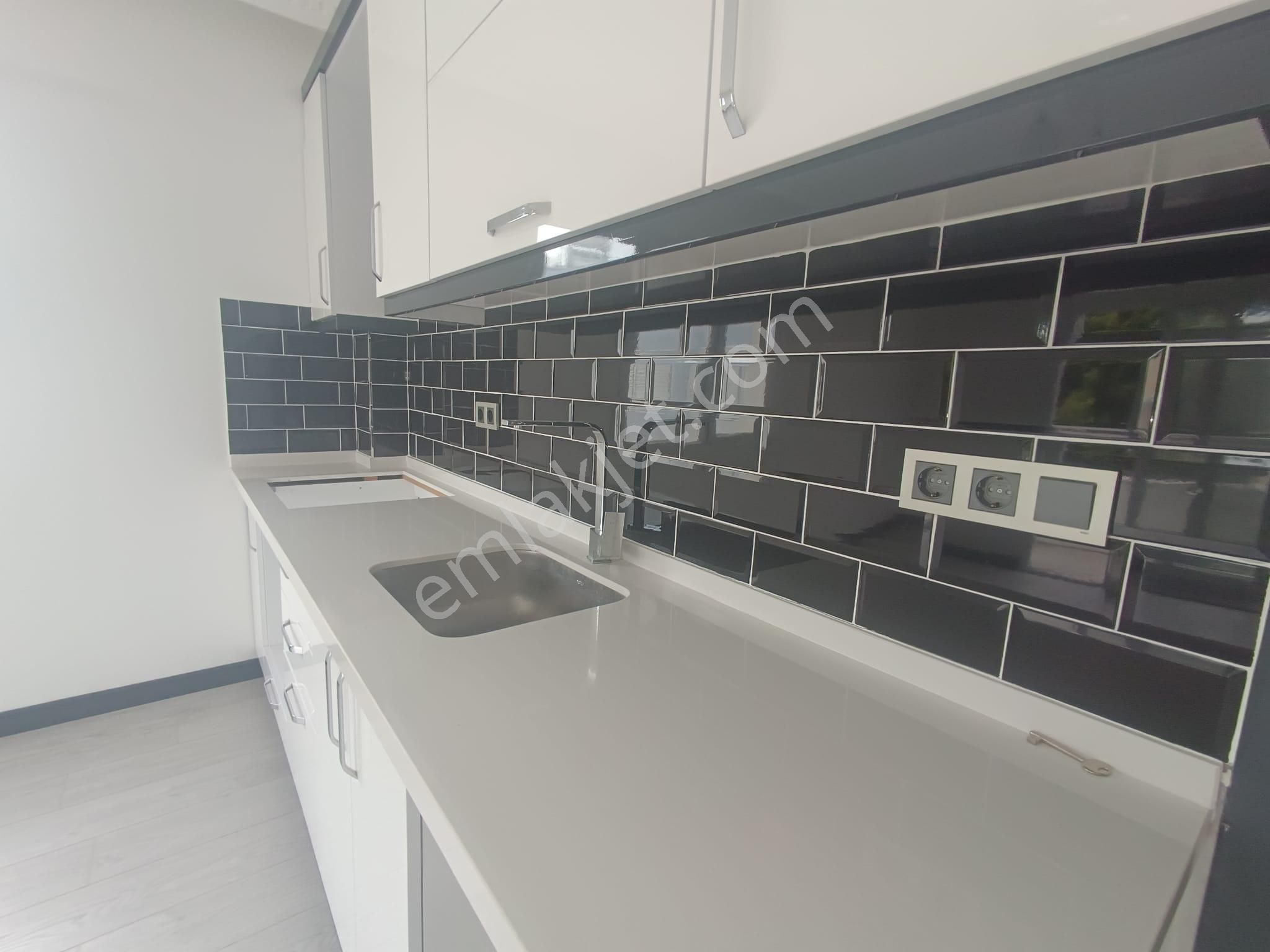 Çamlık’ta Denize 150m Mesafede | İçi Tamamen Yapılı Masrafsız 2+1 - Görsel 3