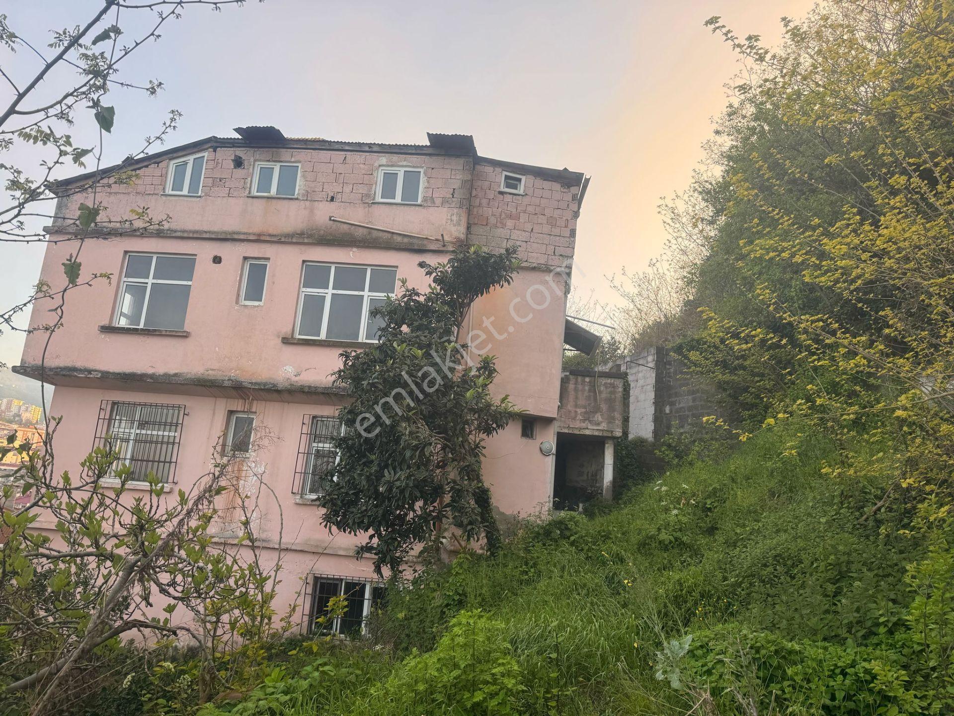 İnanç Emlaktan Giresun Kalede 541 M2 Satılık İmarlı Arsa Ve 3 Katlı Ev - Görsel 25