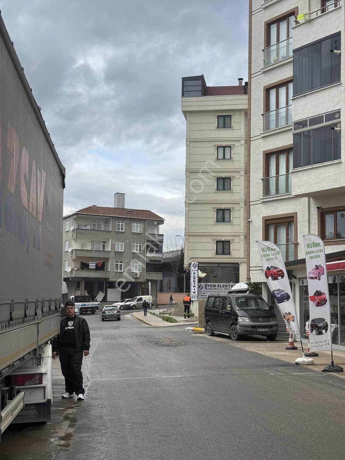 Pendik Kavakpınarda Merkezi Konumda 2+1 Satılık Daire - Görsel 2