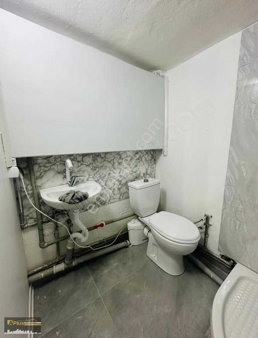 A Plus Gayrimenkulden Cadde Üstü Uygun Fiyat Satılık 2+1 Daire - Görsel 9