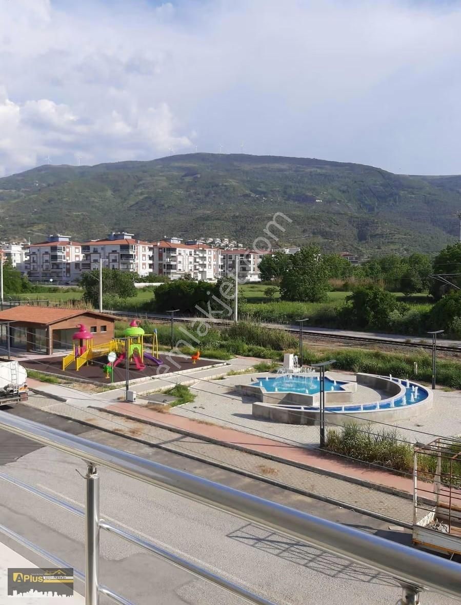 A Plus Gayrimenkulden Geniş Ferah 4+1 Satılık Daire