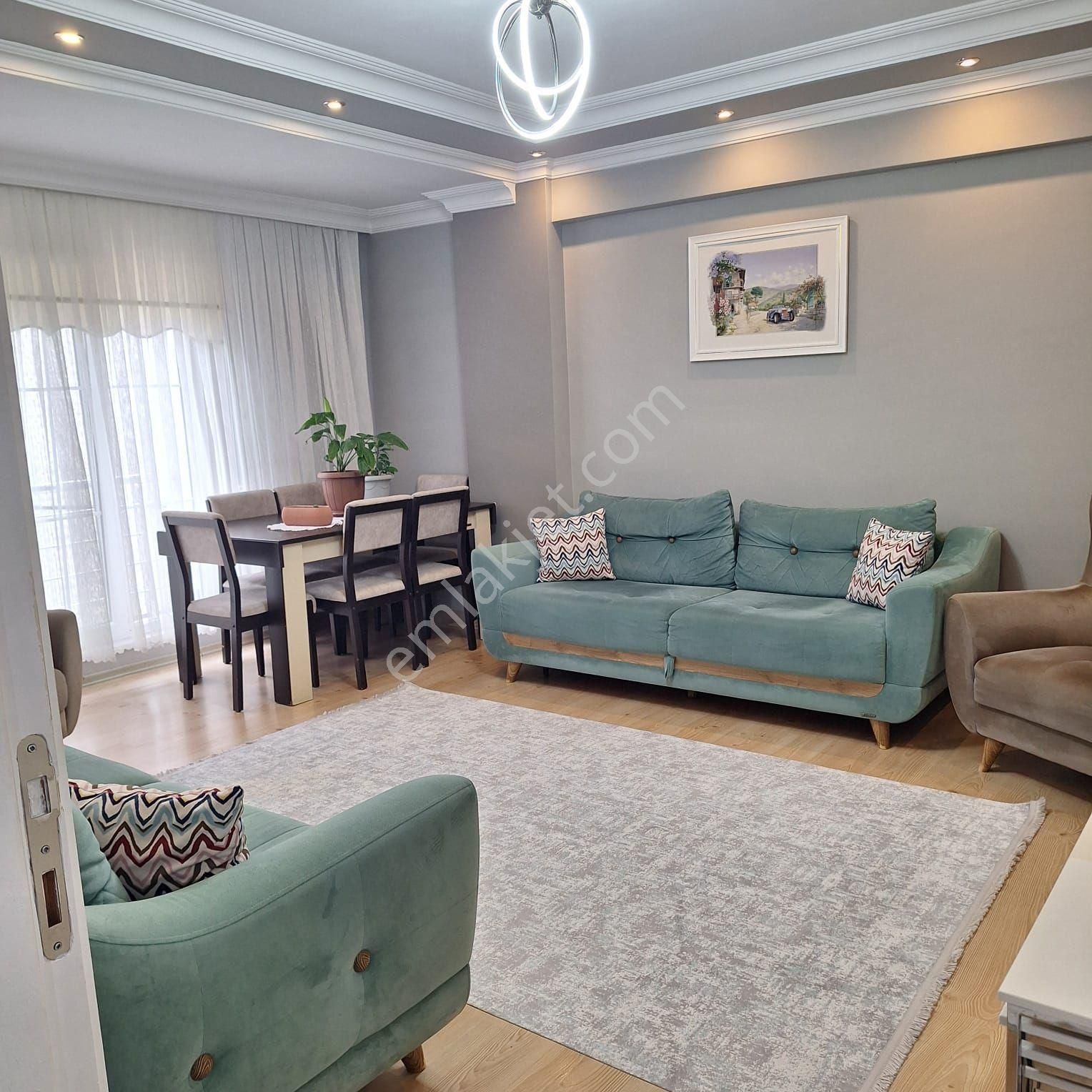 Araz Gayrimenkul Zübeyde Hanım Mah. Merkezi Konumda 1 Kat Satılık Daire - Görsel 6