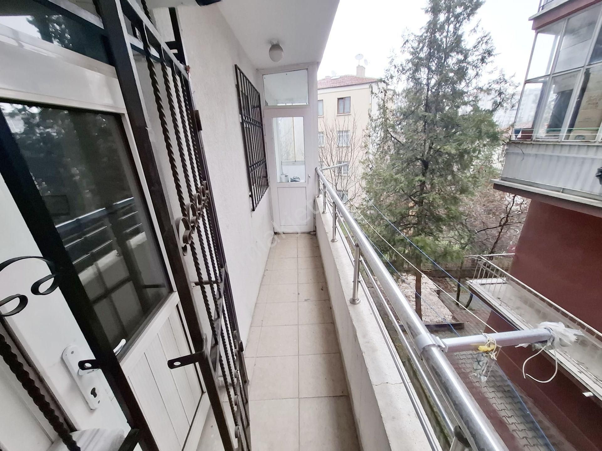 Gata & Şehir Has. Yakını 3+1 Kat Konumunda Cadde Üstü Güney - Görsel 19