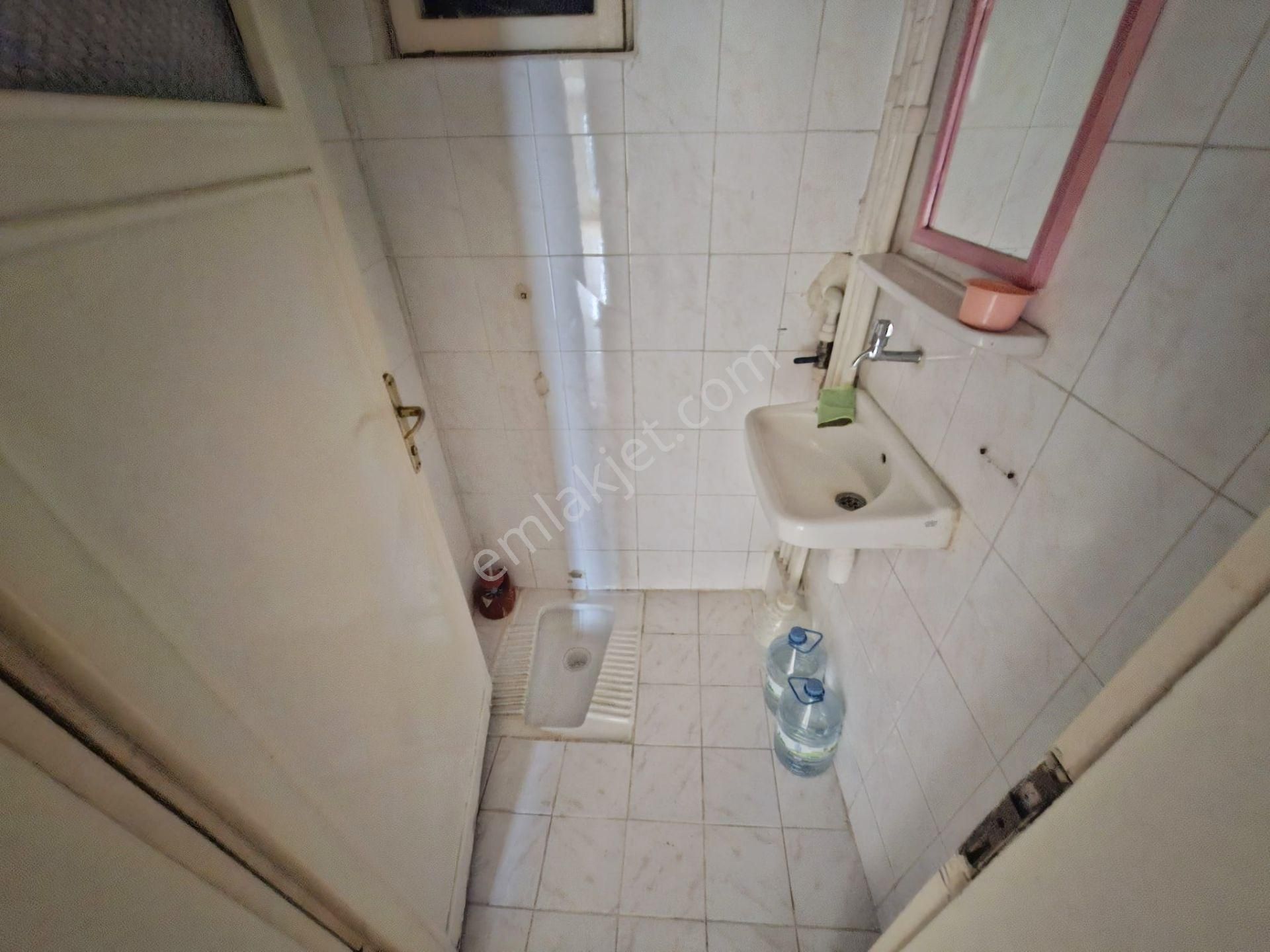 Gata & Şehir Has. Yakını 3+1 Kat Konumunda Cadde Üstü Güney - Görsel 18