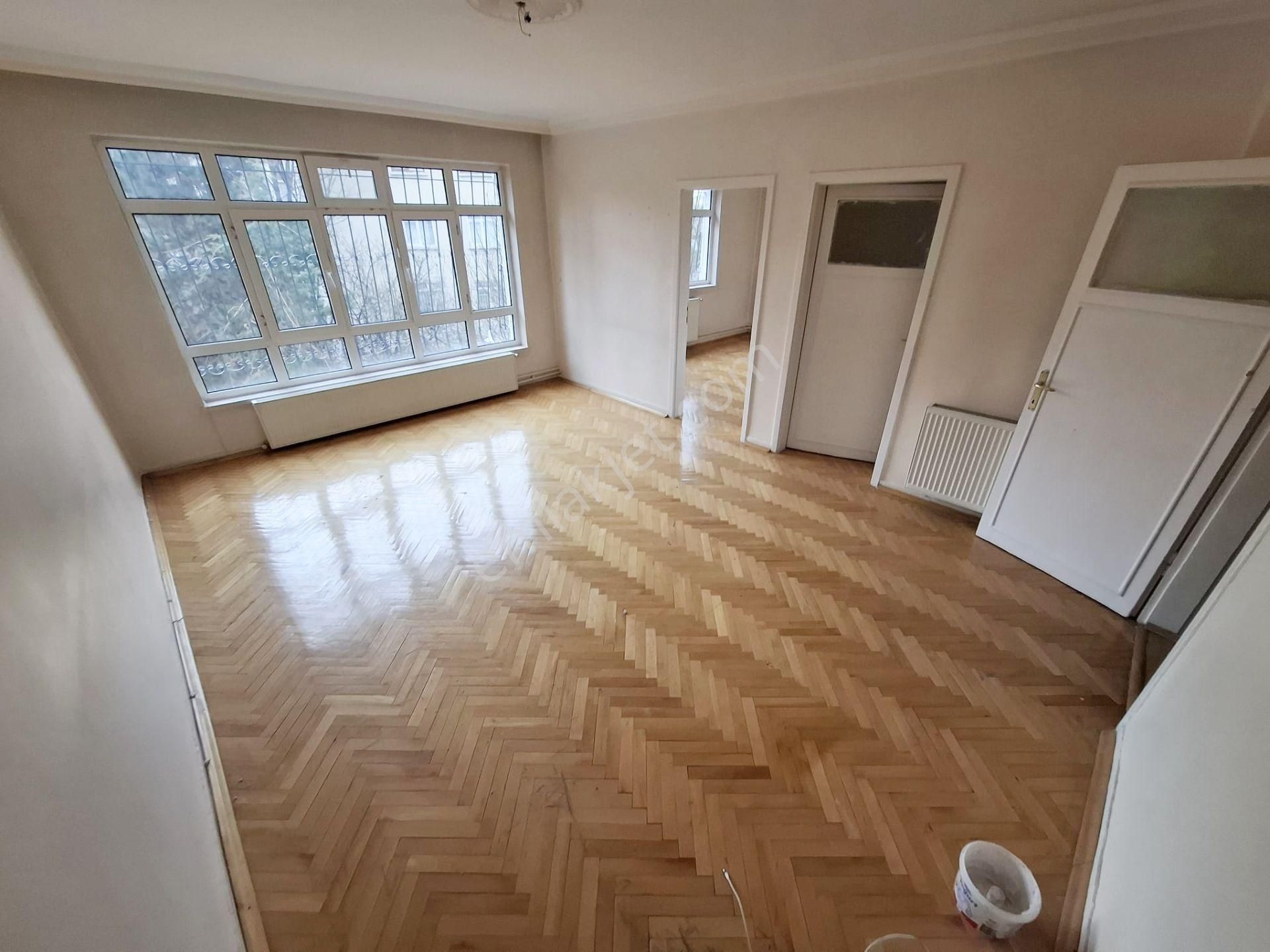 Gata & Şehir Has. Yakını 3+1 Kat Konumunda Cadde Üstü Güney - Görsel 3