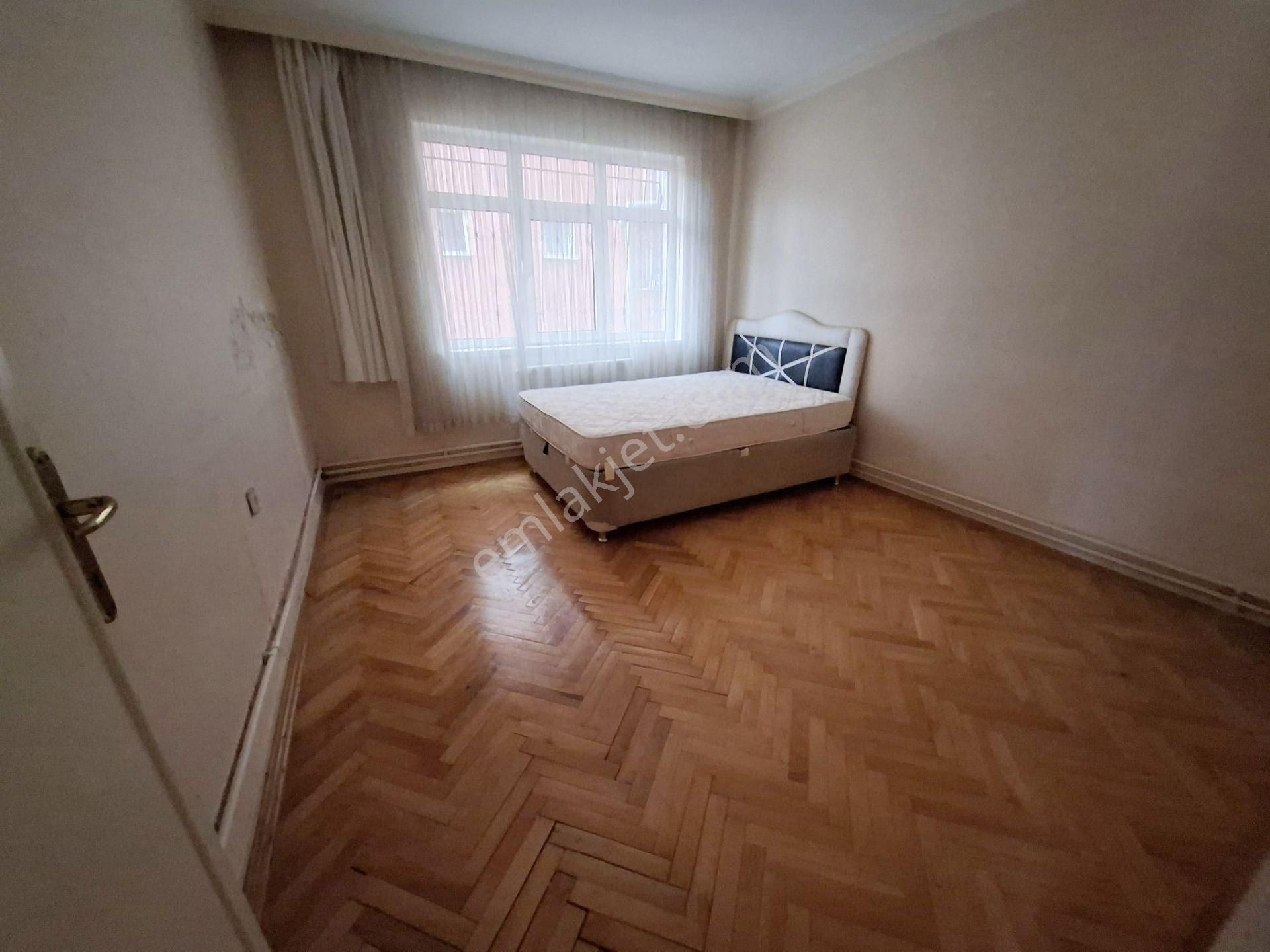 Gata & Şehir Has. Yakını 3+1 Kat Konumunda Cadde Üstü Güney - Görsel 13