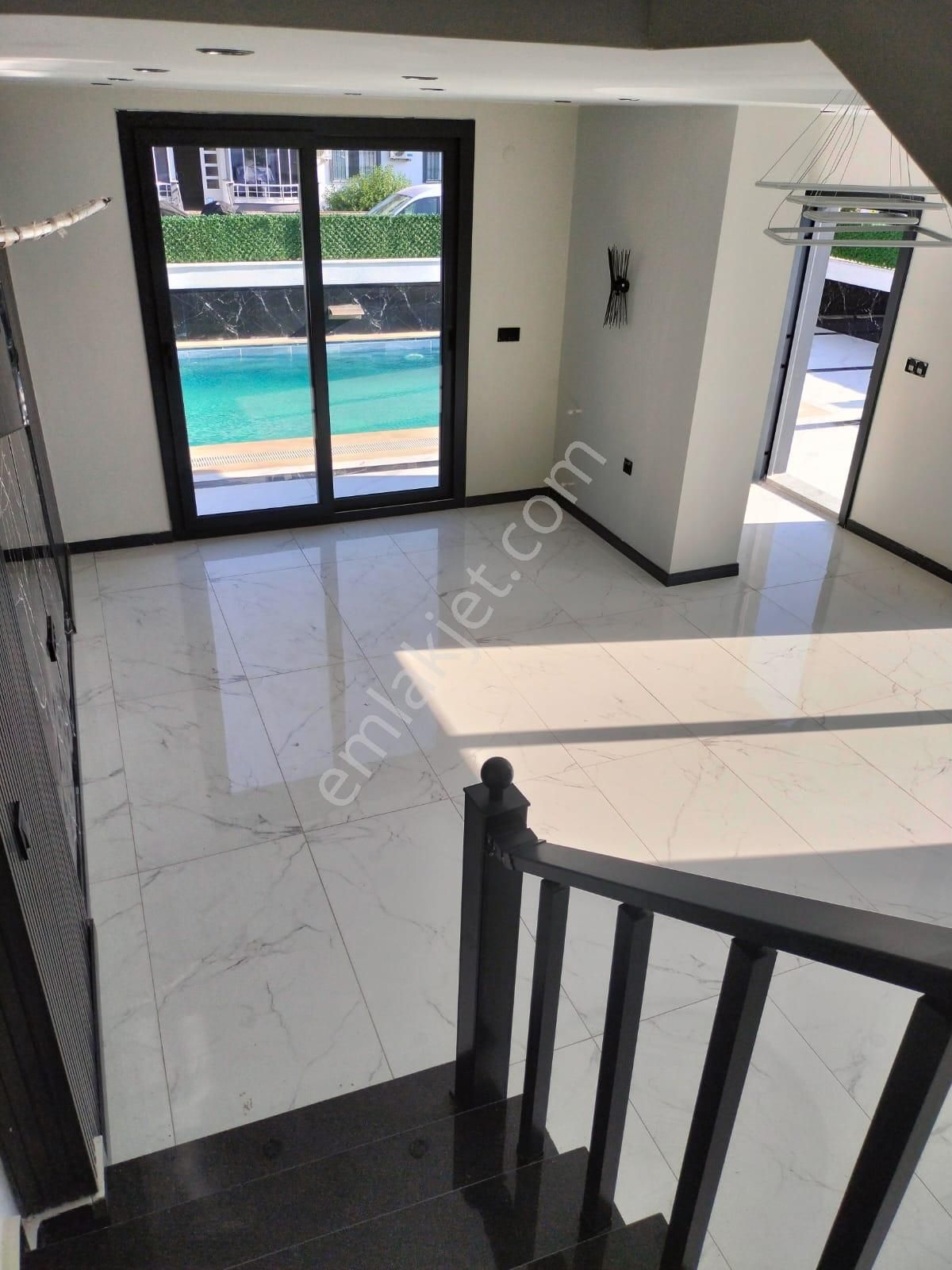 Aydın Didim Çamlık'ta Merkezi Konumda Satılık 4+1 Havuzlu Sıfır Villa - Görsel 6