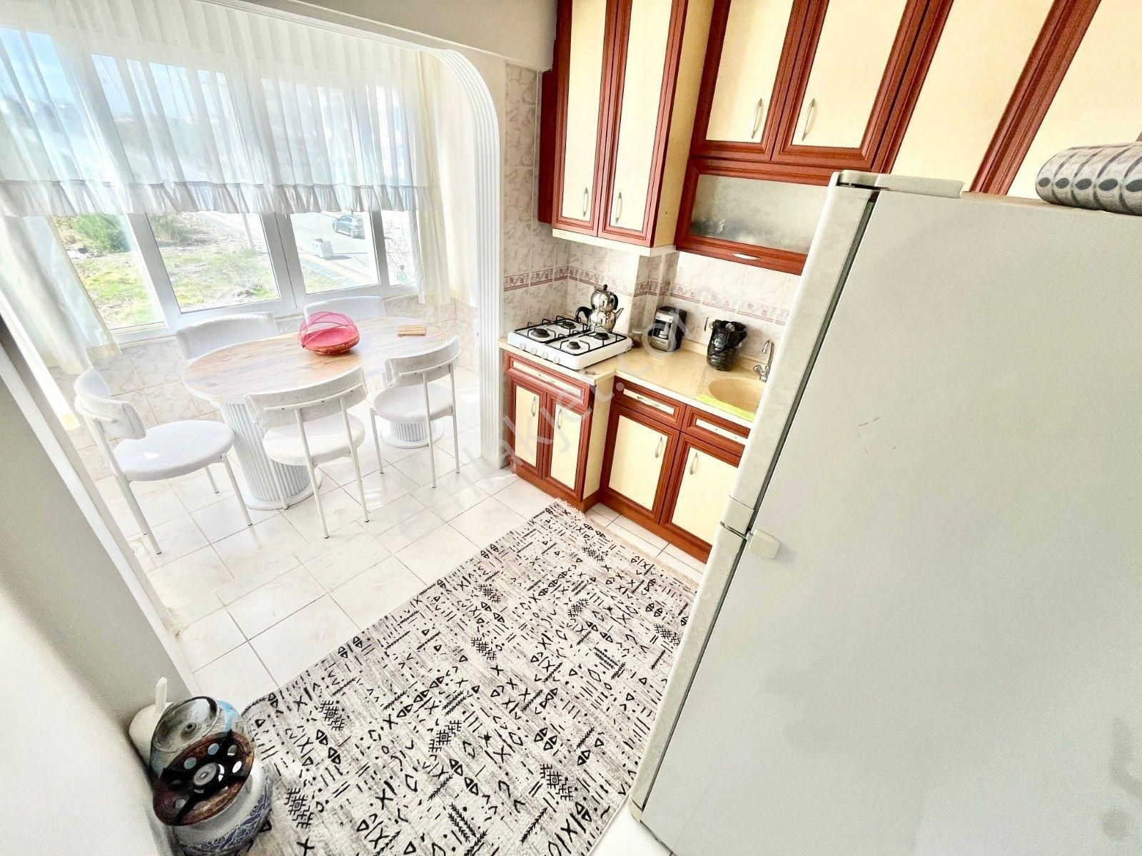 ▓yetkisi Yüksel'den Ayrı Mutfaklı Full Eşyalı Arakat 2+1 Daire▓ - Görsel 10