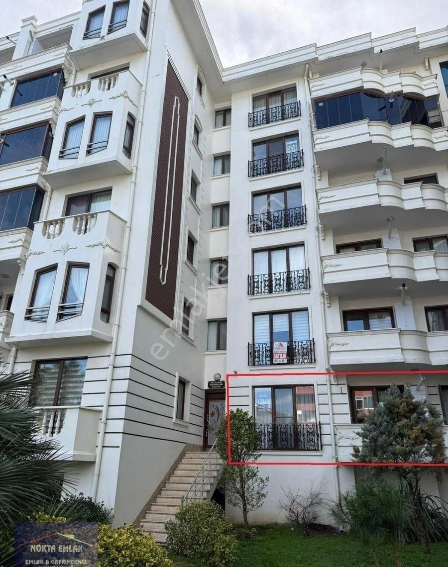 Nokta Emlak | Saltanat Konaklarında Eşyalı 3+1 E.banyolu Daire